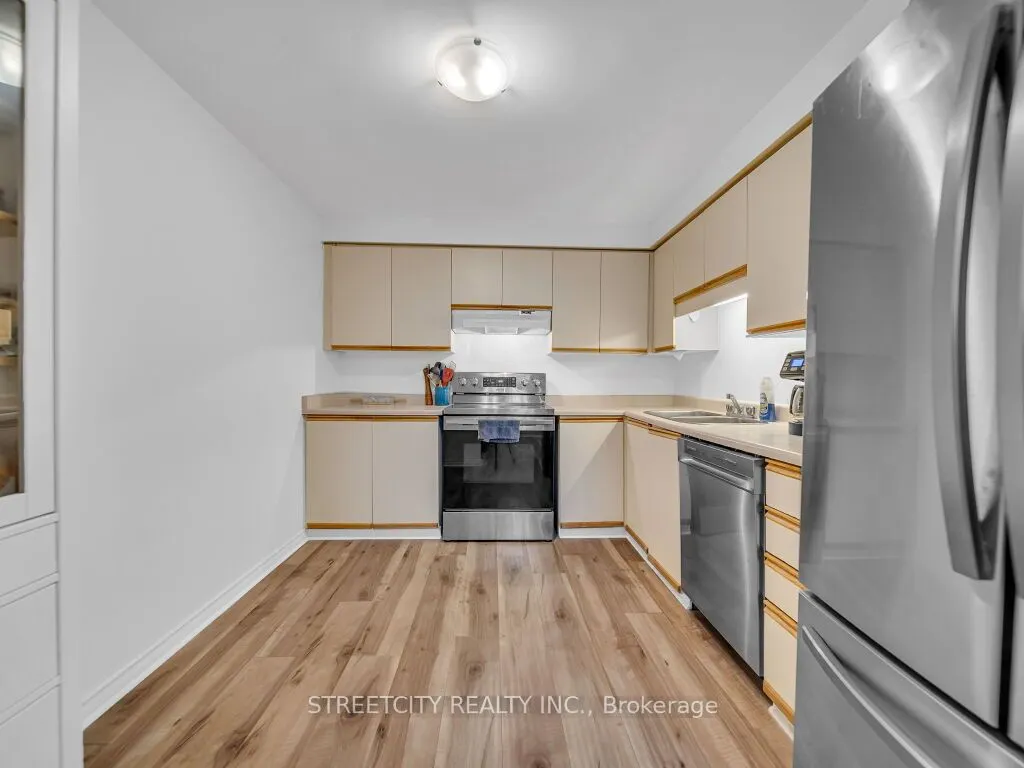 55 Green Valley Drive, #814