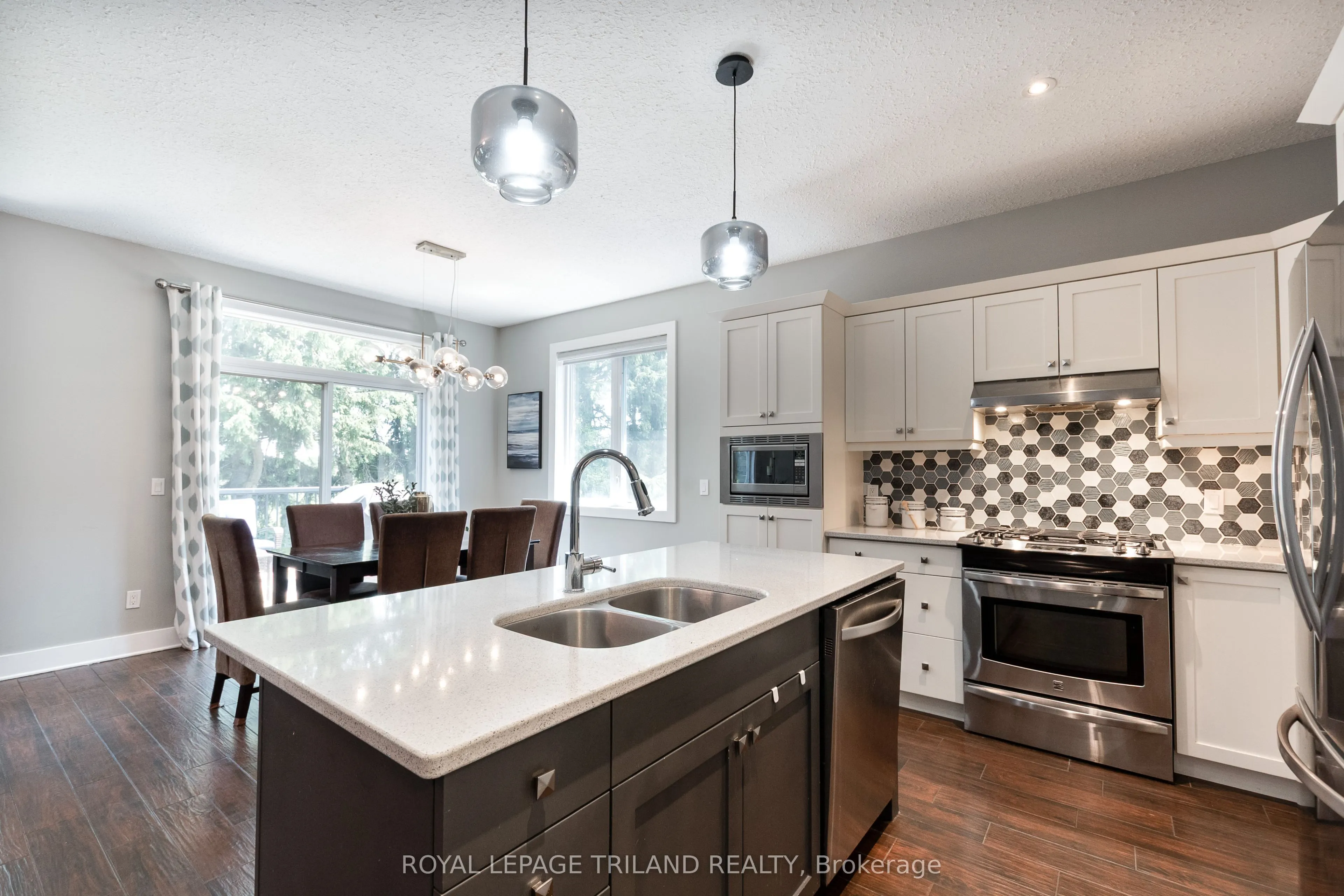 681 Bennett Crescent