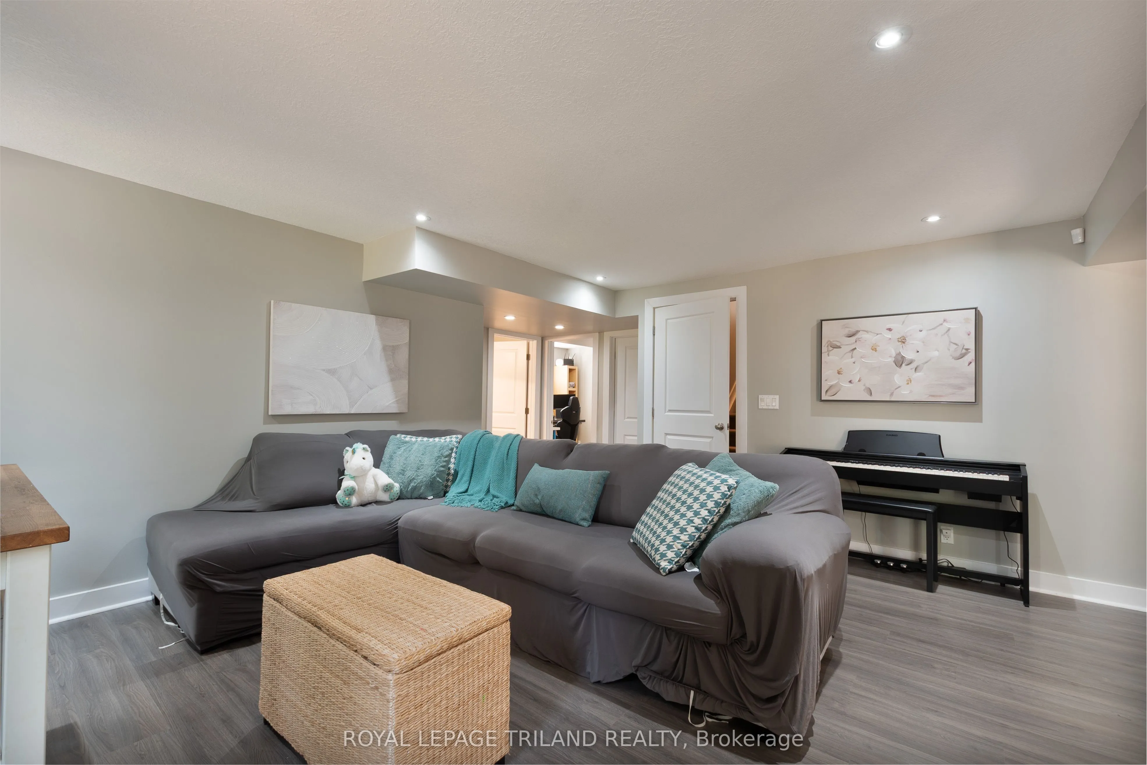 681 Bennett Crescent