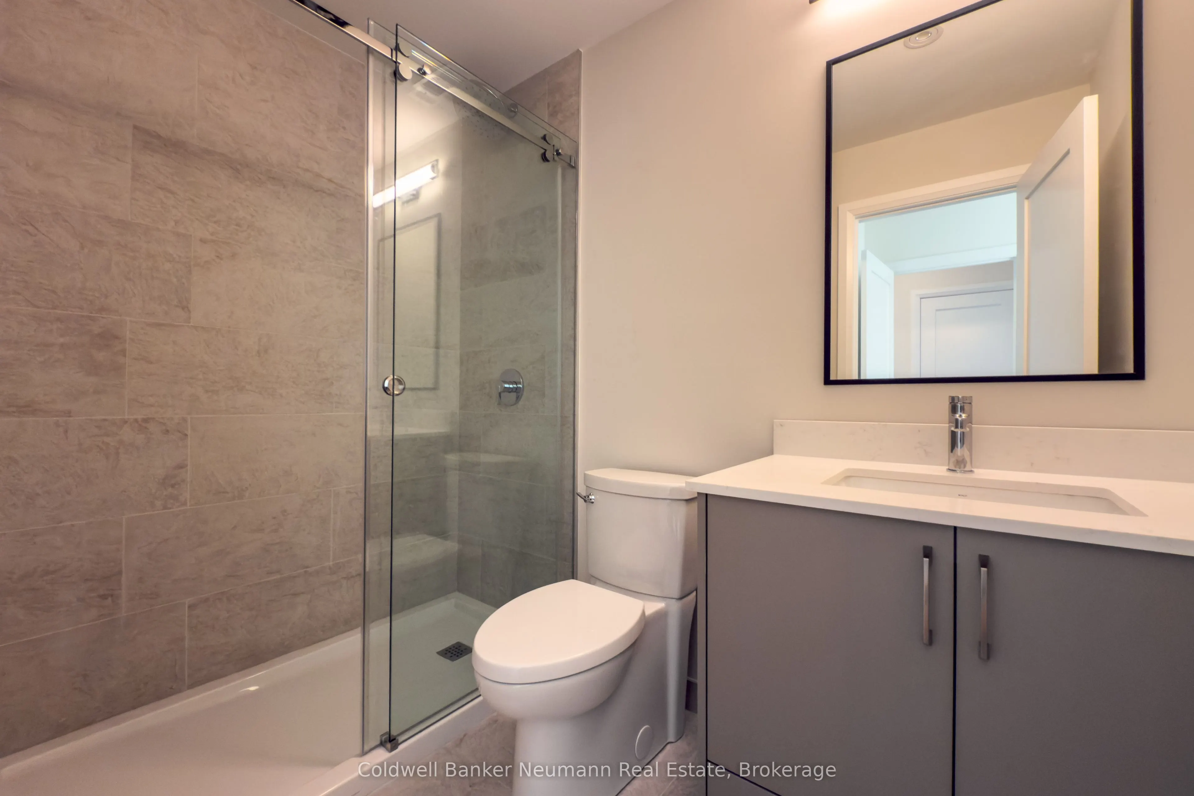 14 Stevenson Street N, #10