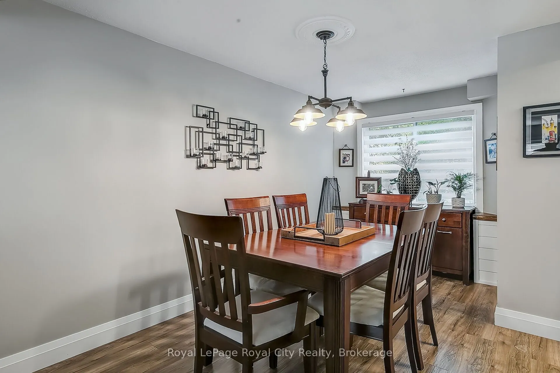 30 Springdale Boulevard