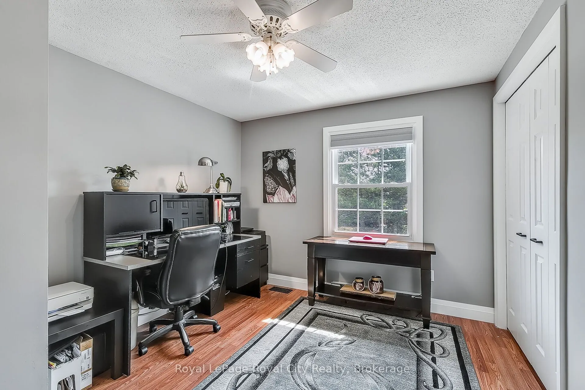 30 Springdale Boulevard