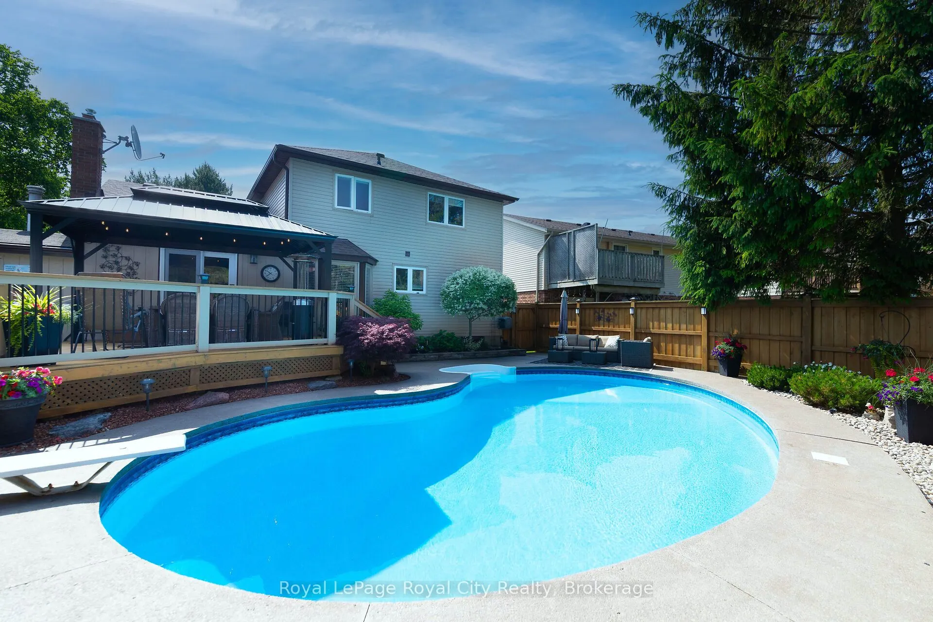 30 Springdale Boulevard