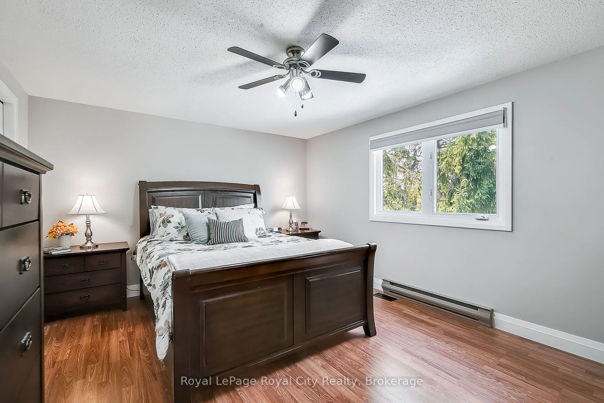 30 Springdale Boulevard