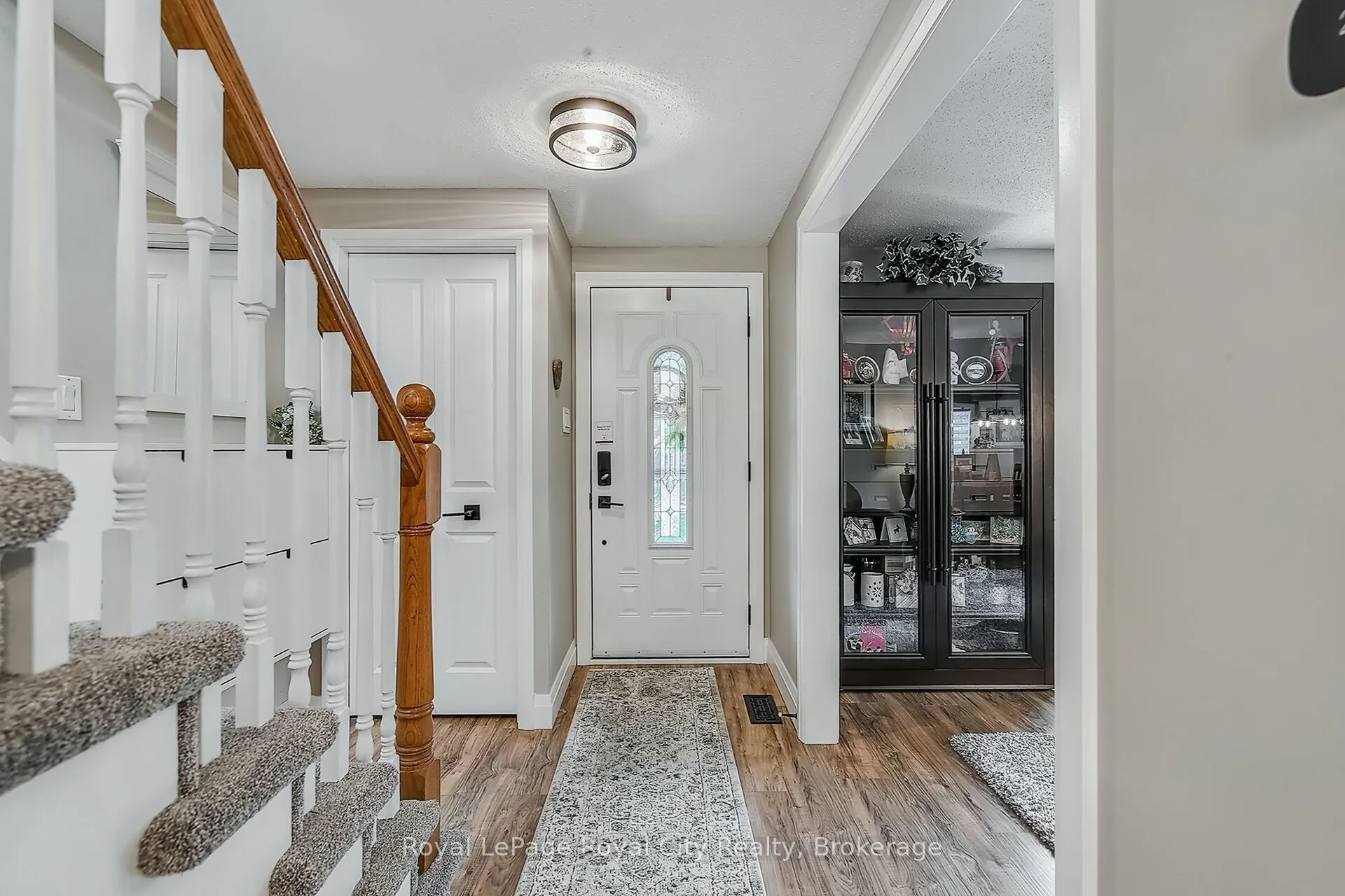 30 Springdale Boulevard