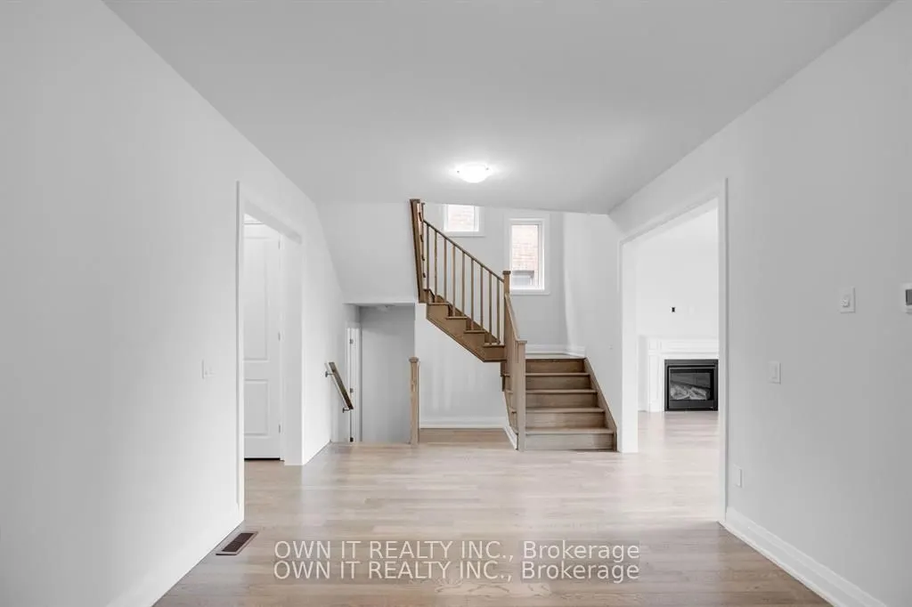 236 Harwood Avenue