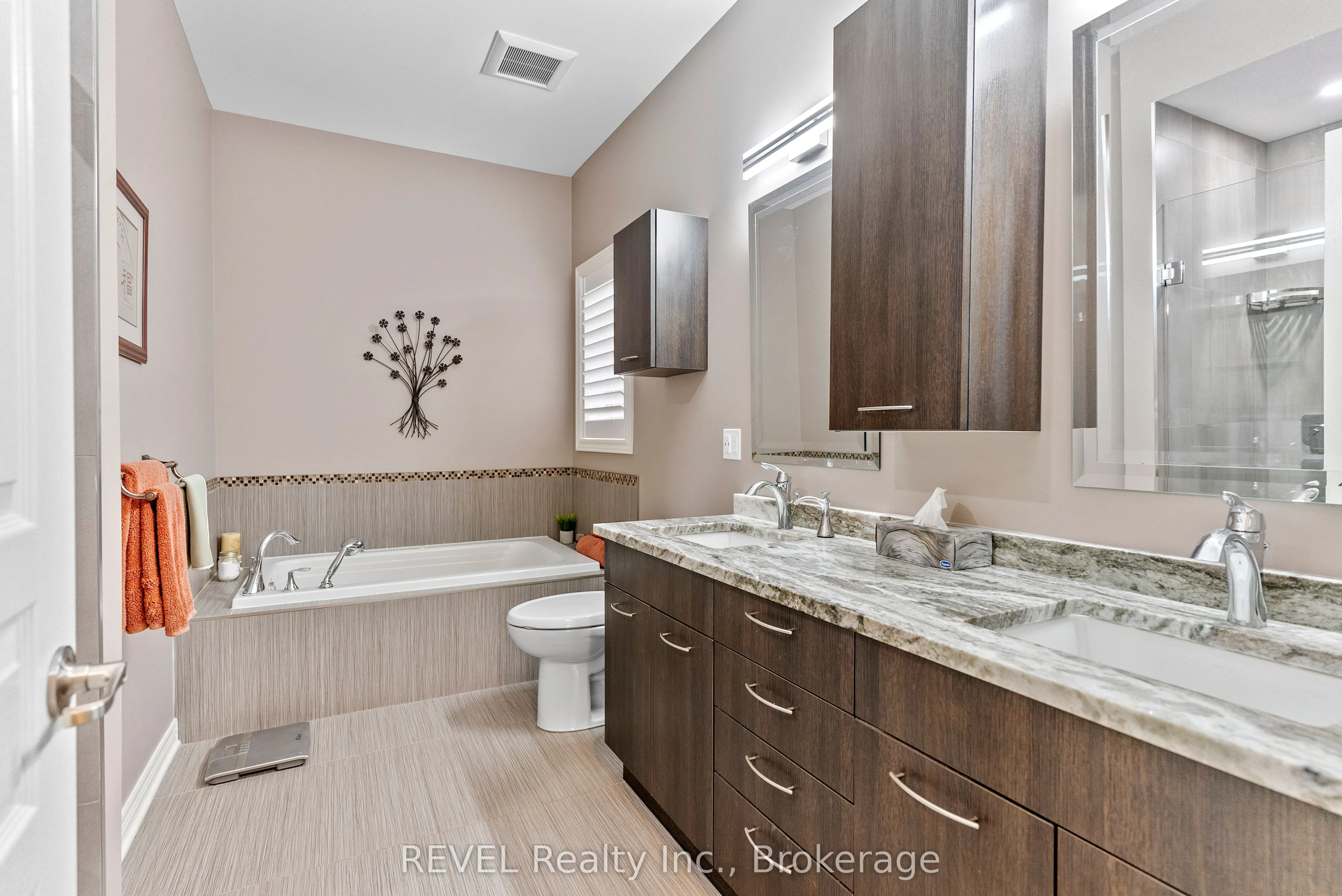 4 TULIP TREE Road