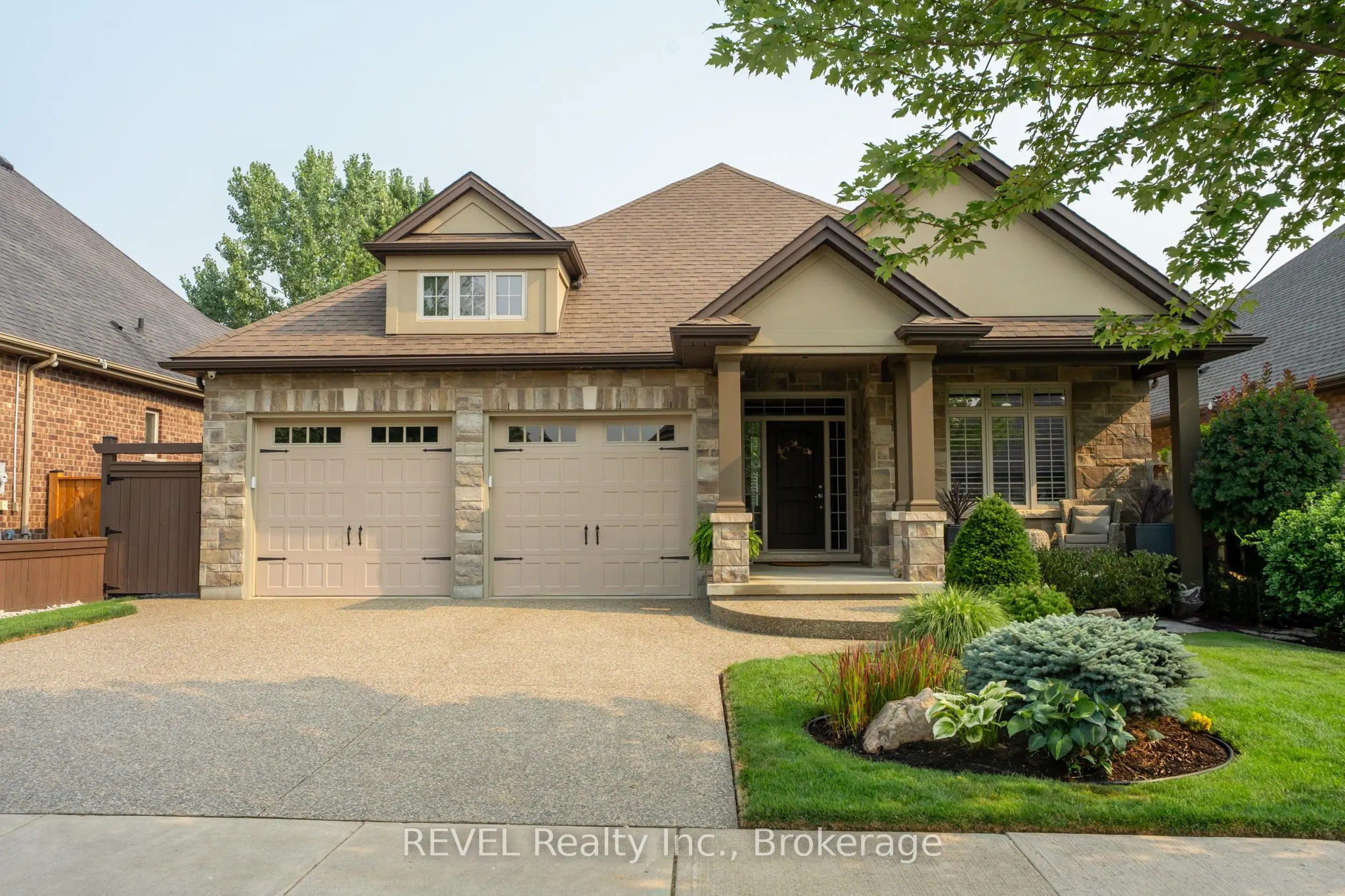 4 TULIP TREE Road