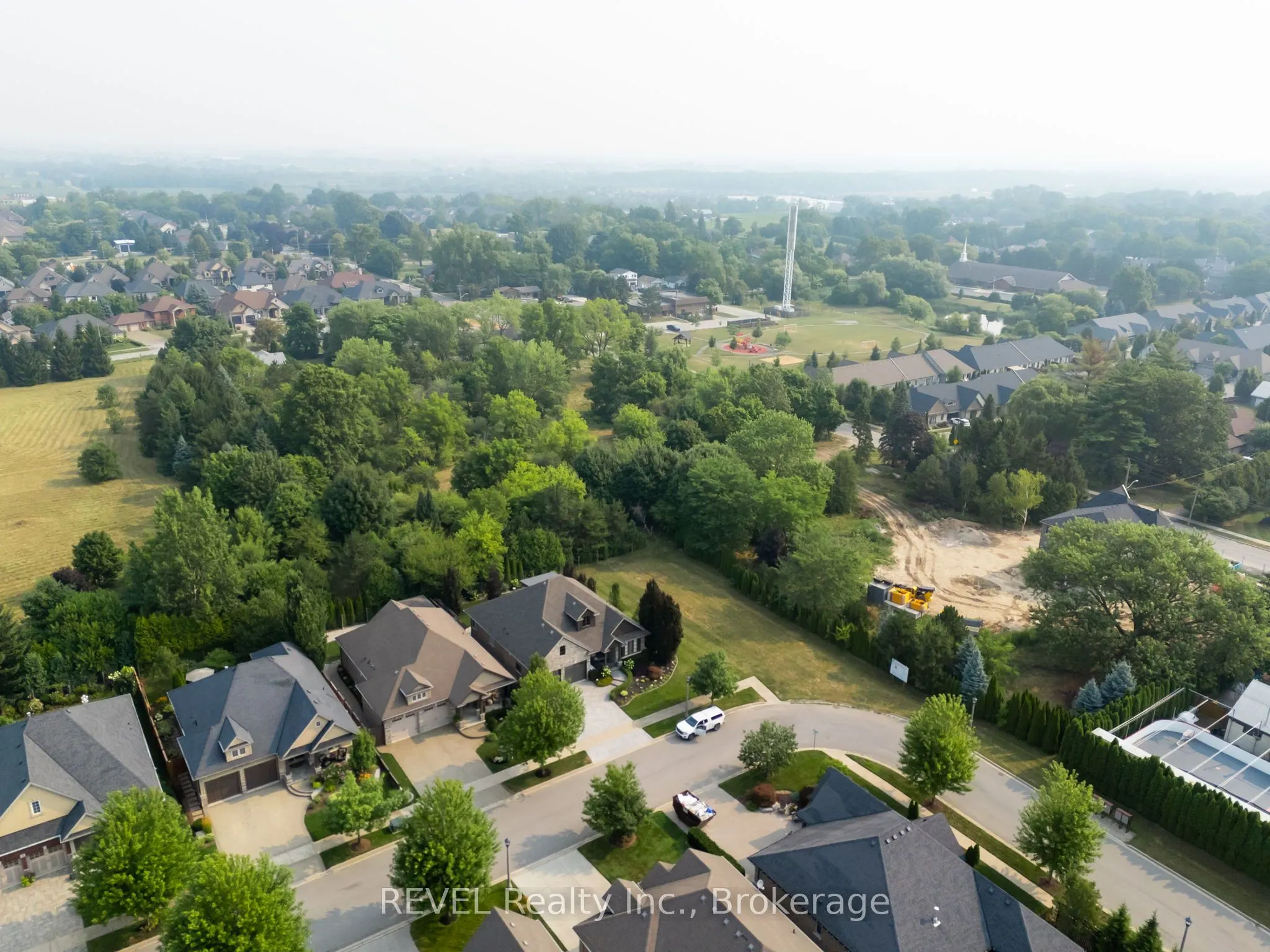 4 TULIP TREE Road