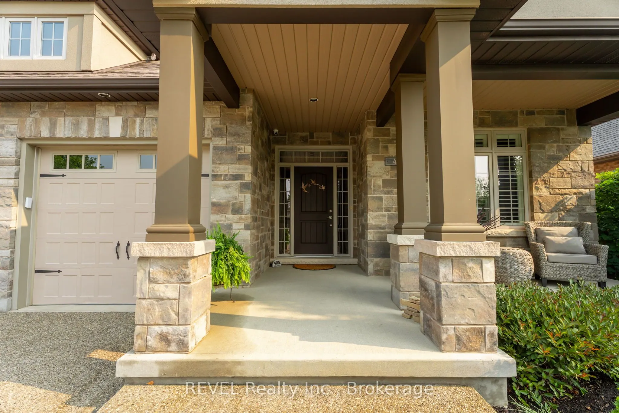 4 TULIP TREE Road