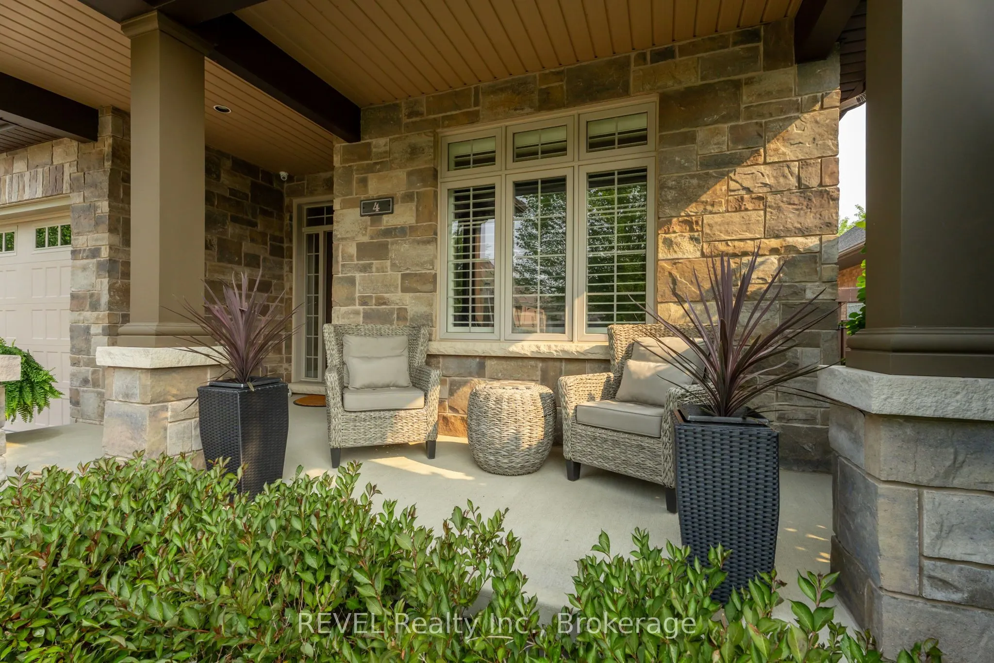 4 TULIP TREE Road