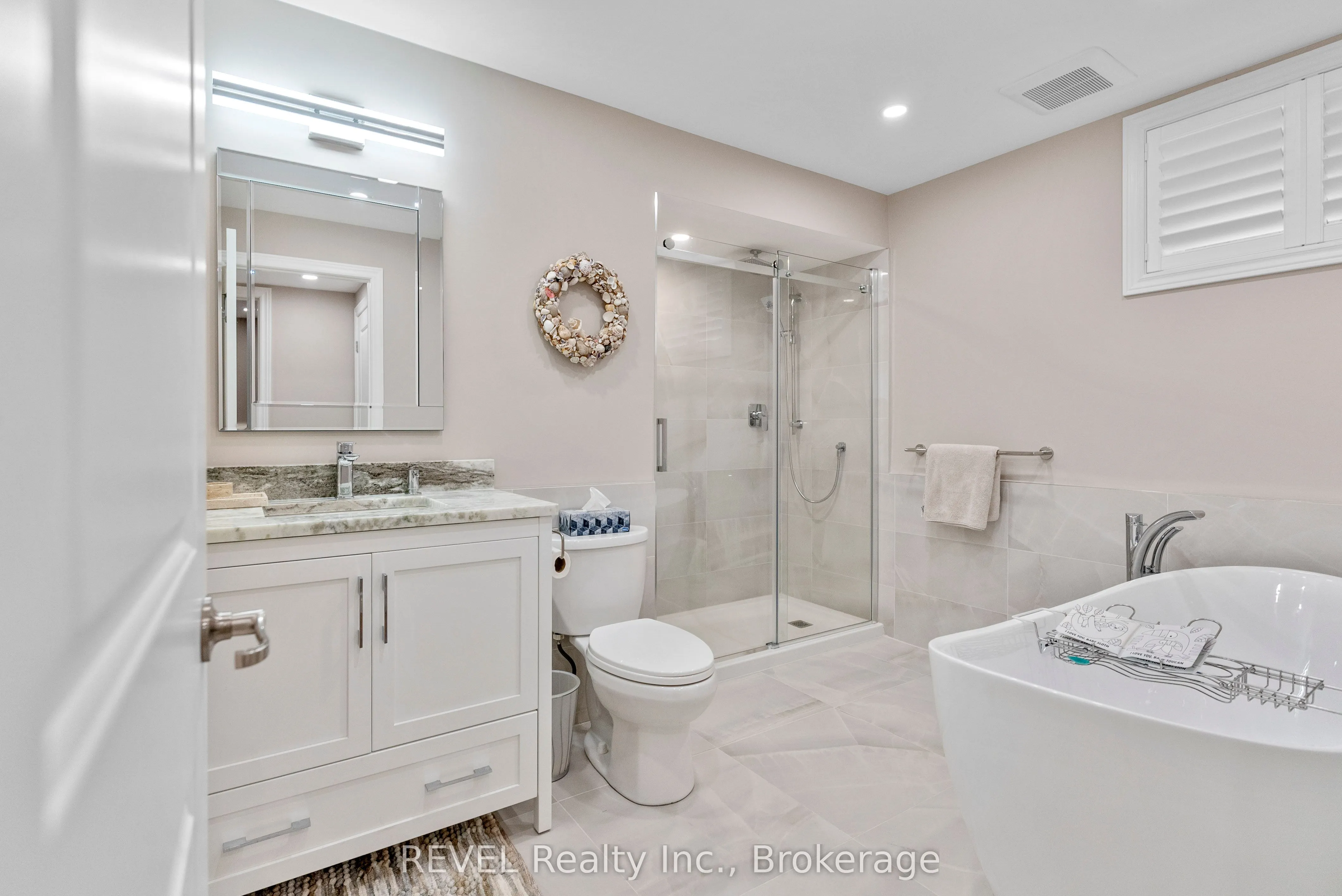4 TULIP TREE Road