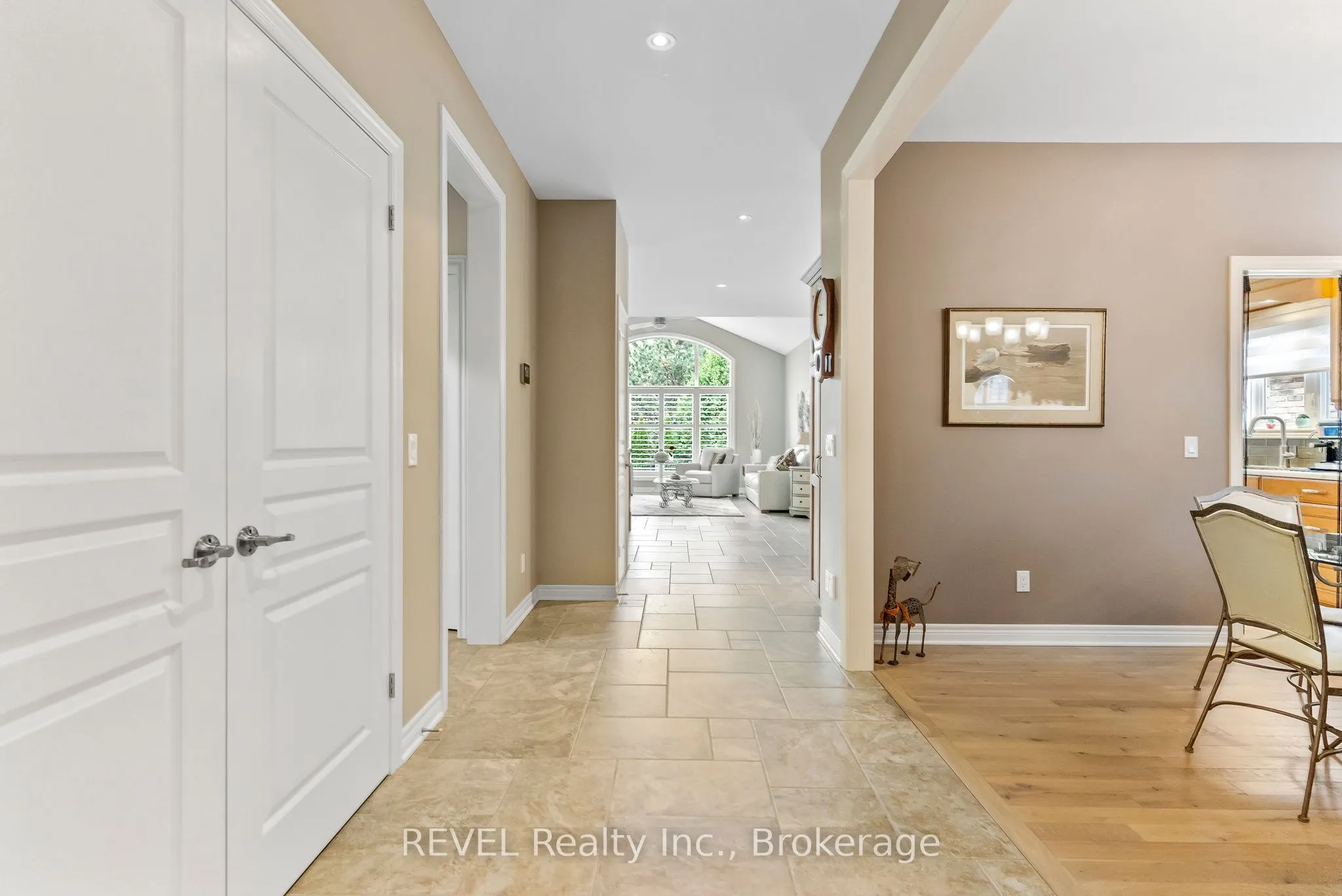 4 TULIP TREE Road
