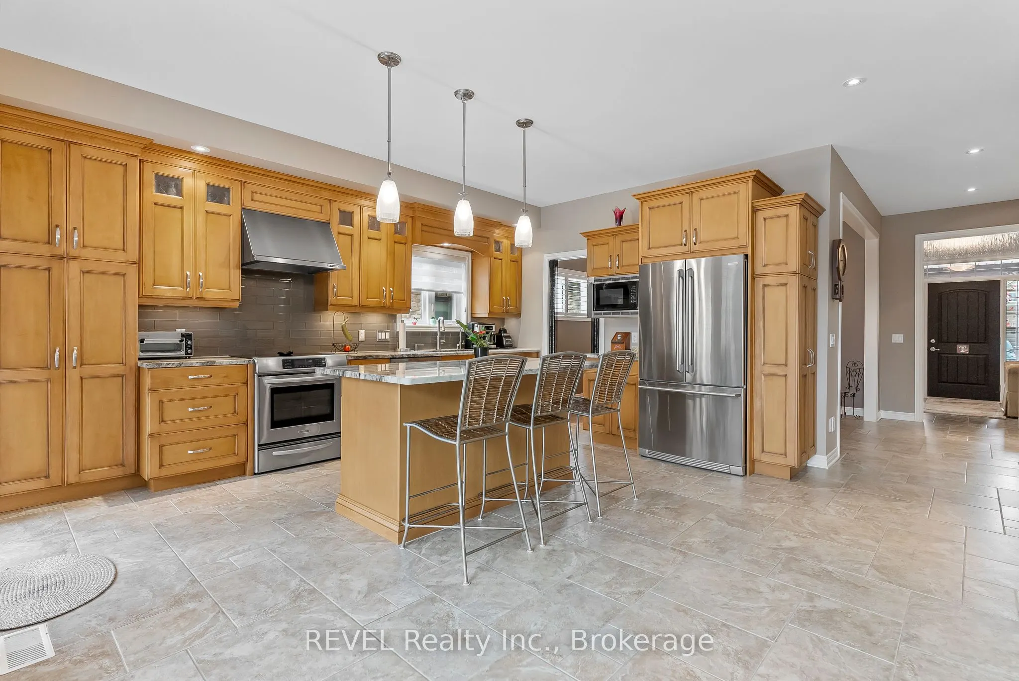 4 TULIP TREE Road