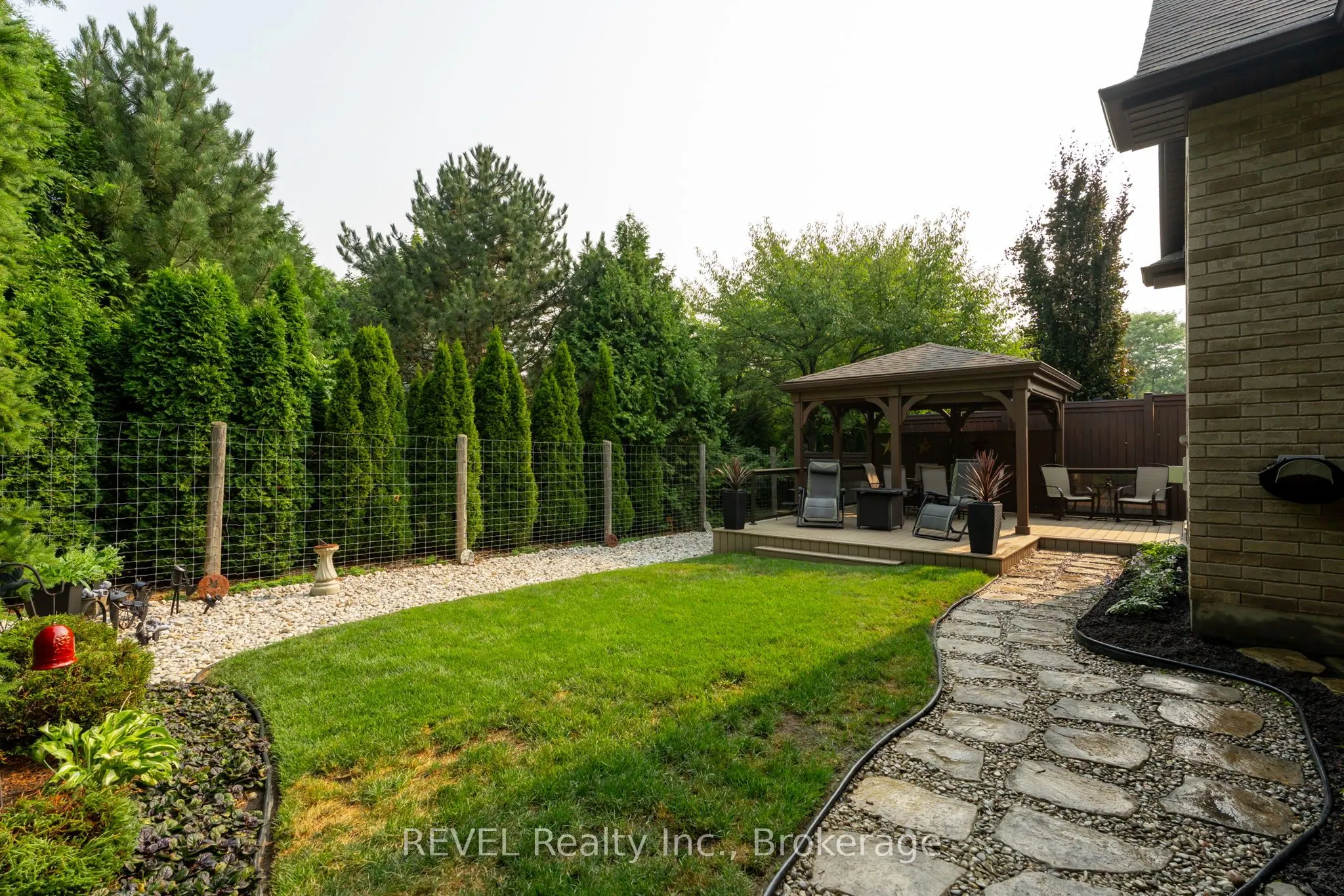 4 TULIP TREE Road