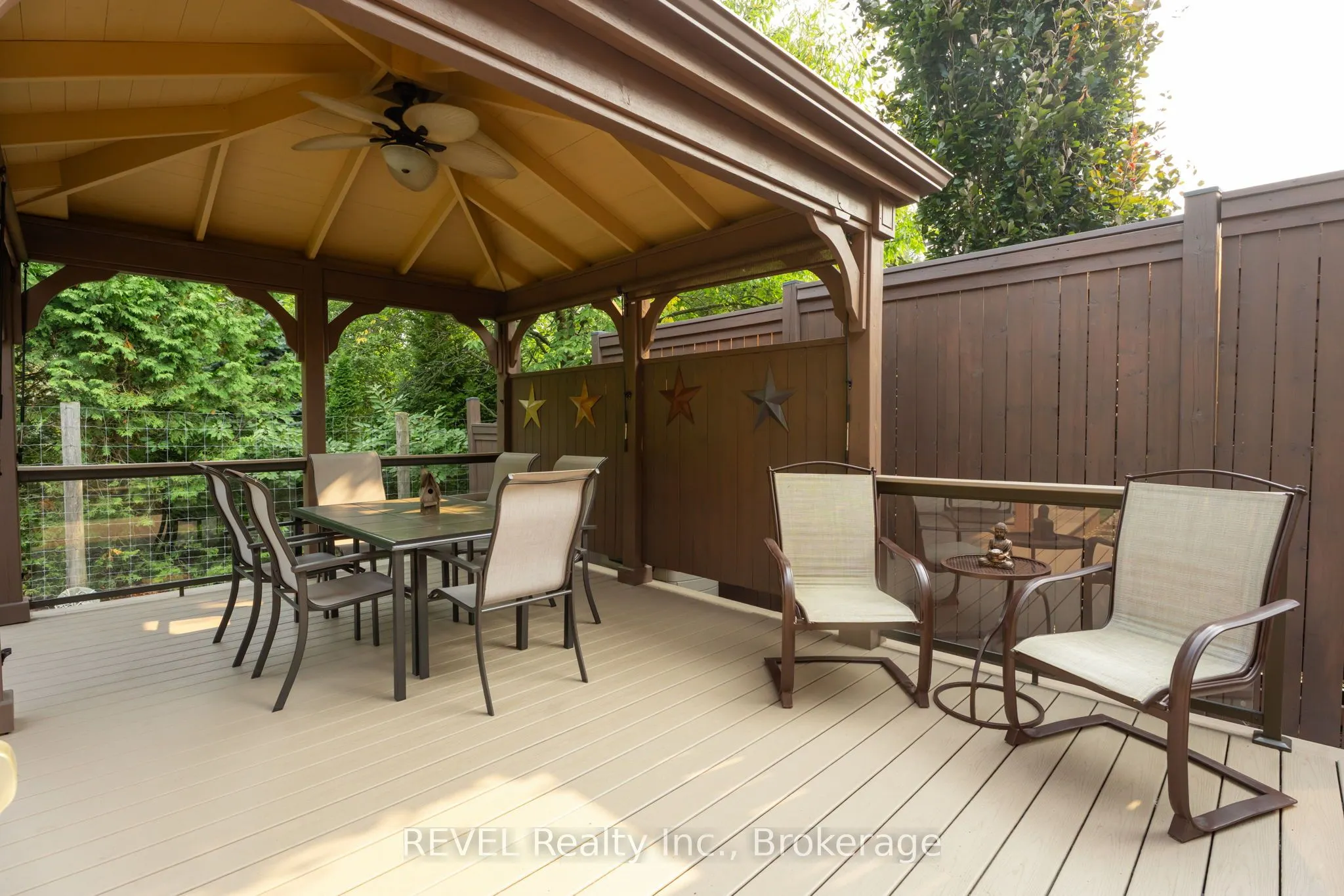 4 TULIP TREE Road