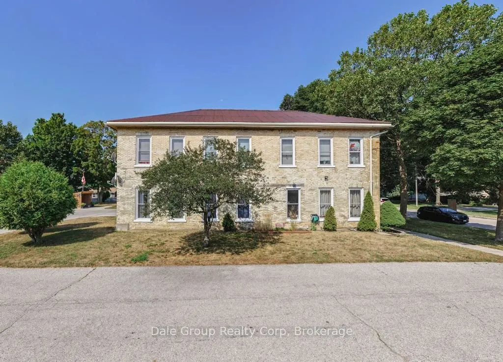 184 East Street E