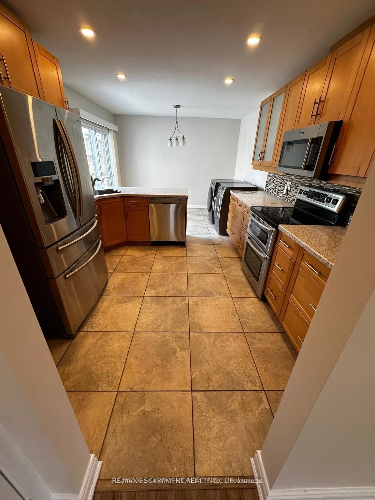 535 Appledale Crescent