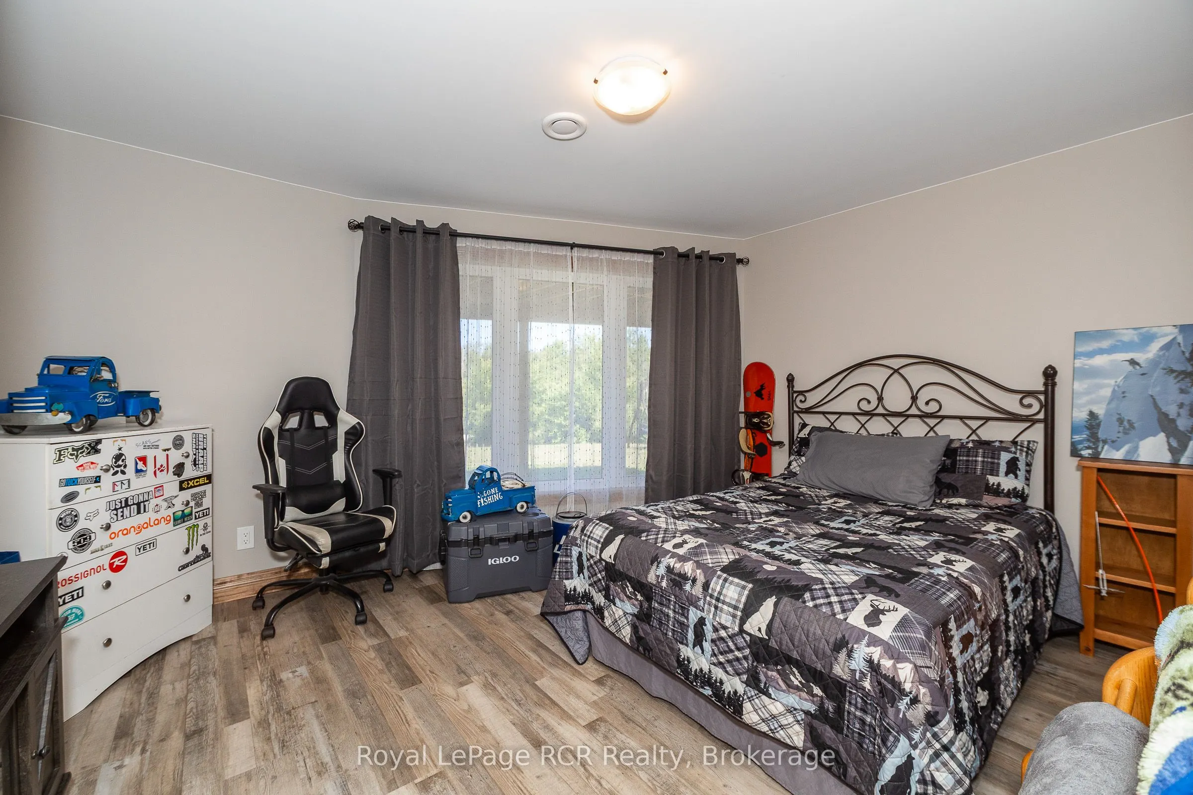 742654 Sideroad 4 B