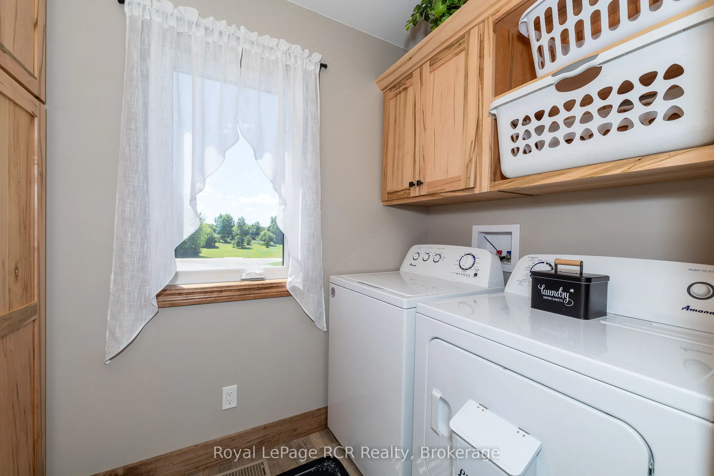 742654 Sideroad 4 B