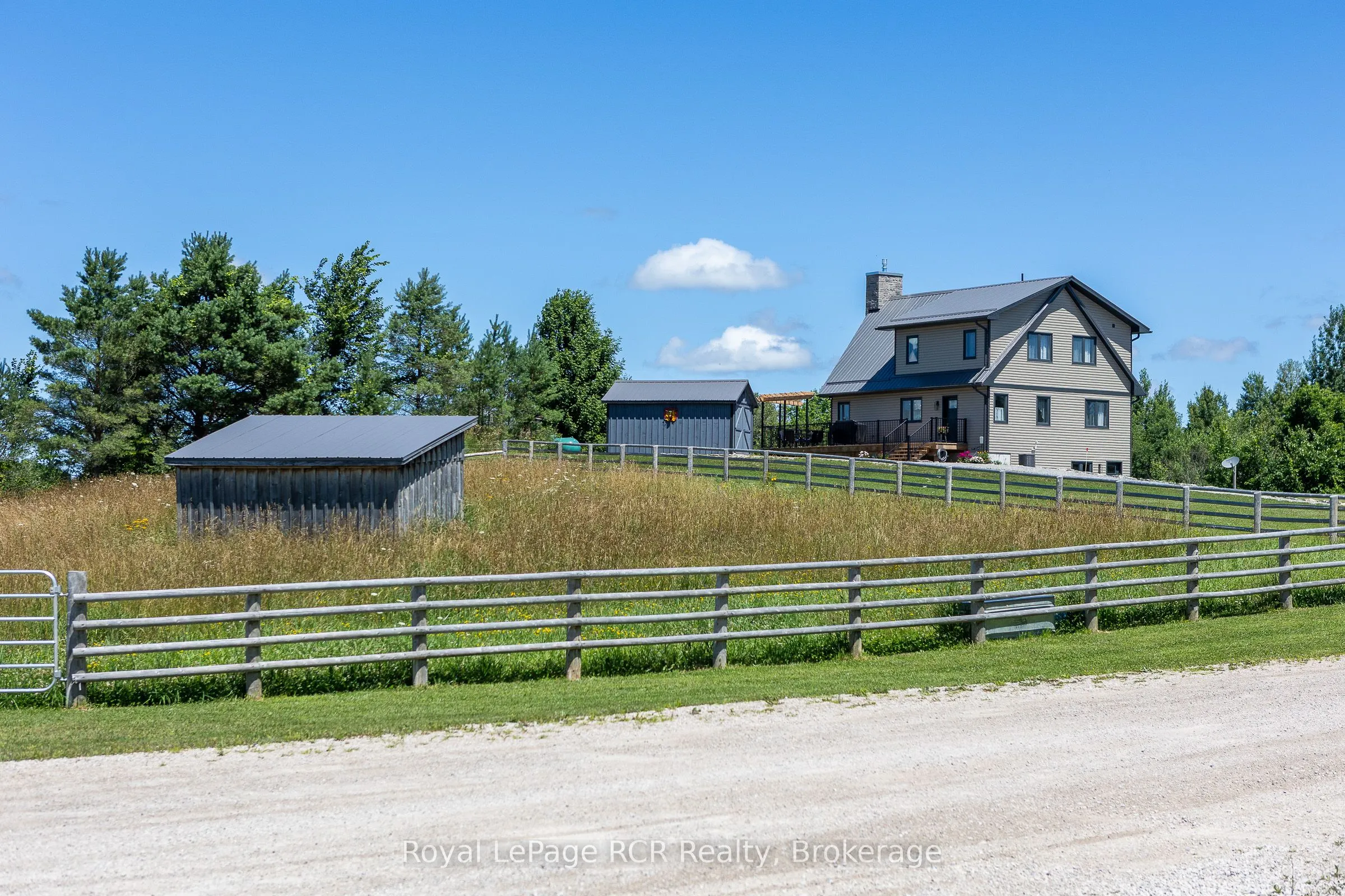 742654 Sideroad 4 B