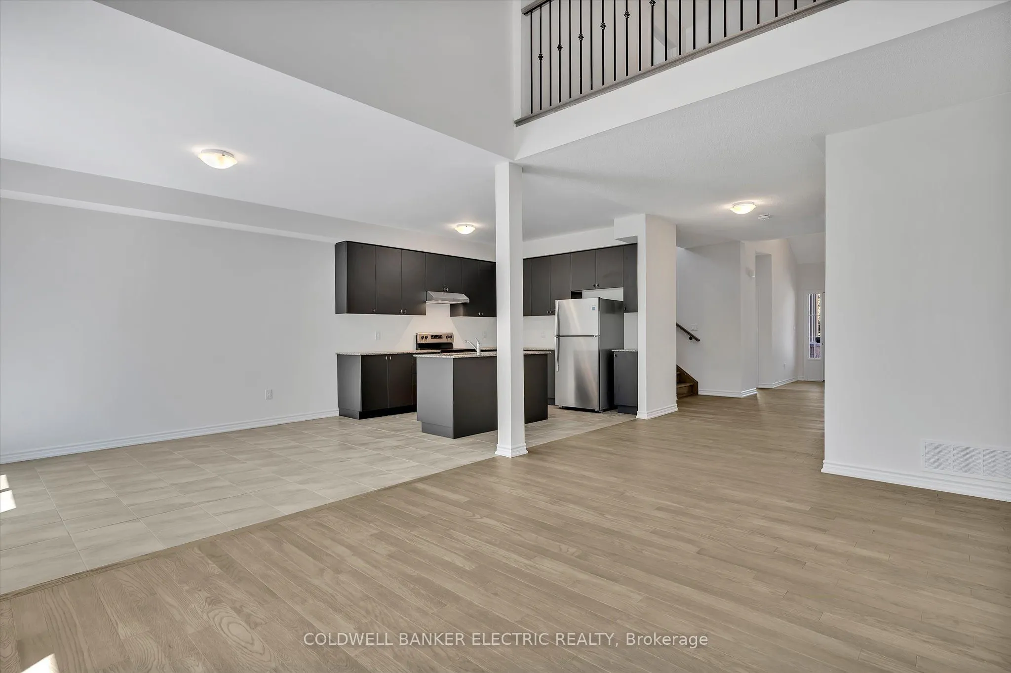 3 Hillcroft Way