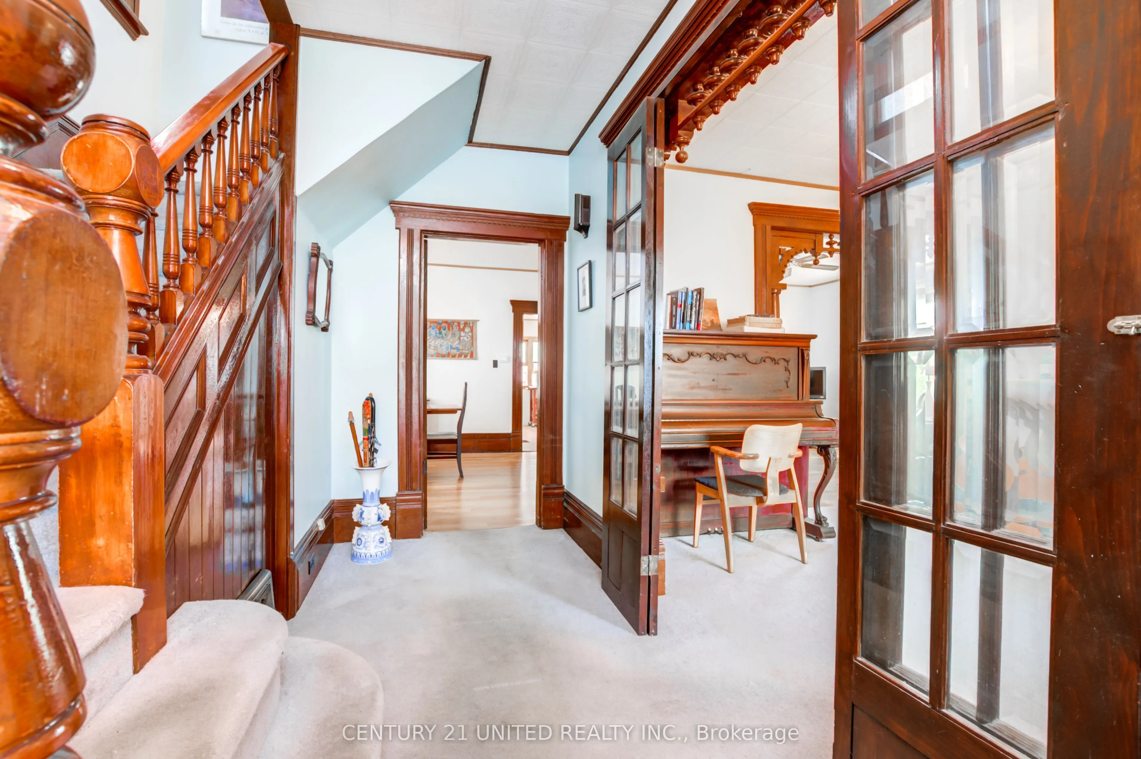 47 Pellissier Street S