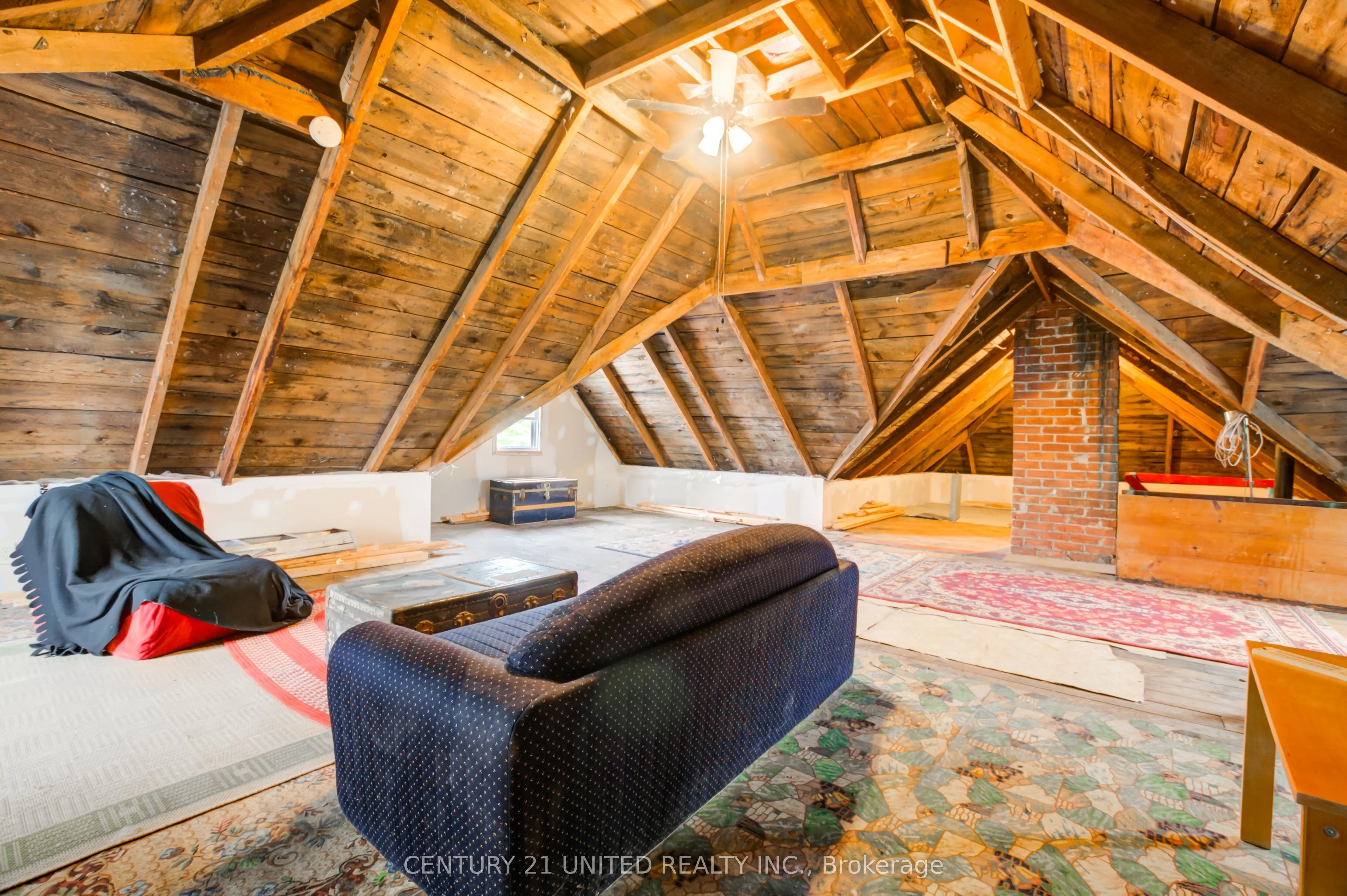 47 Pellissier Street S