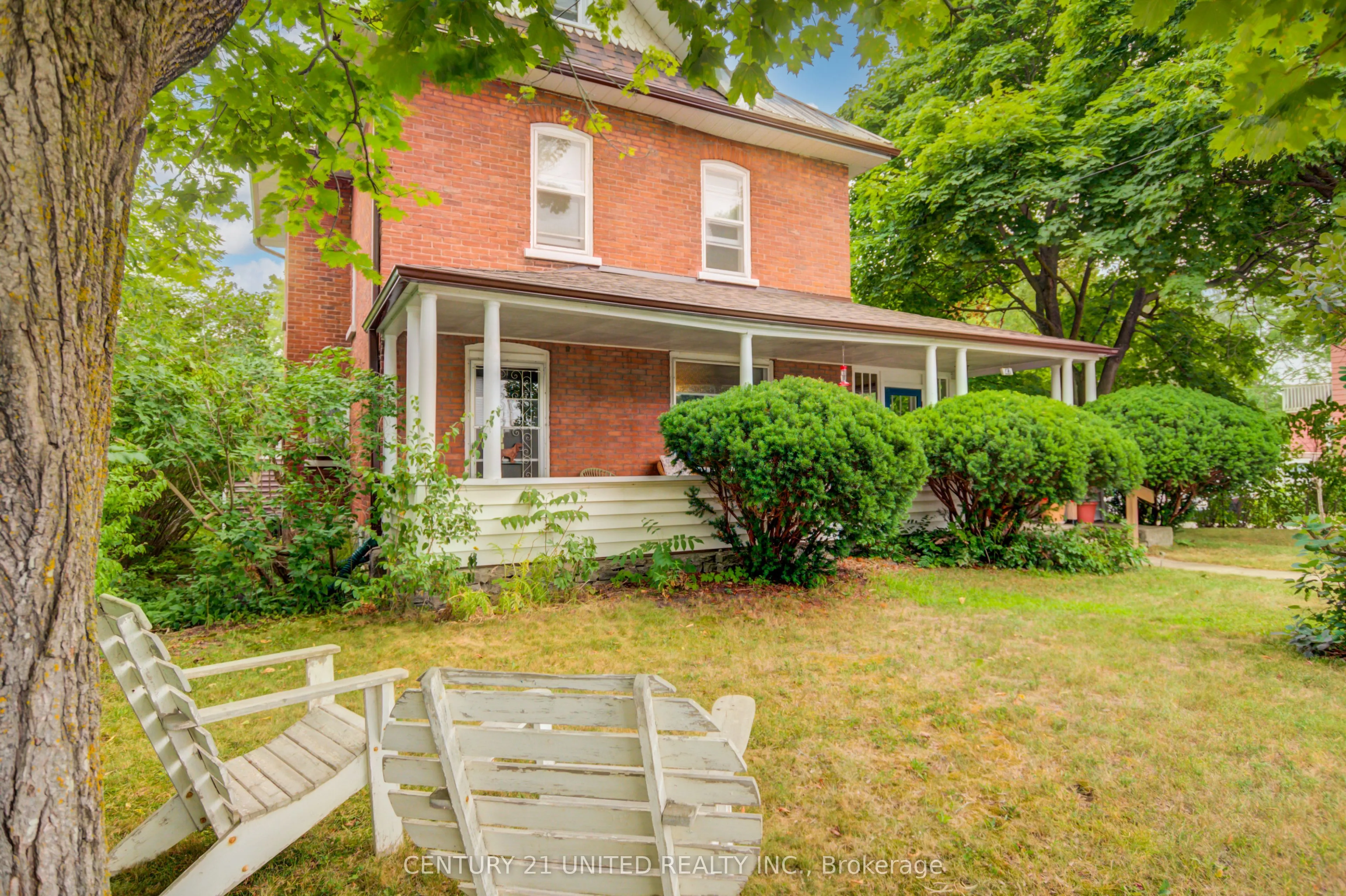47 Pellissier Street S