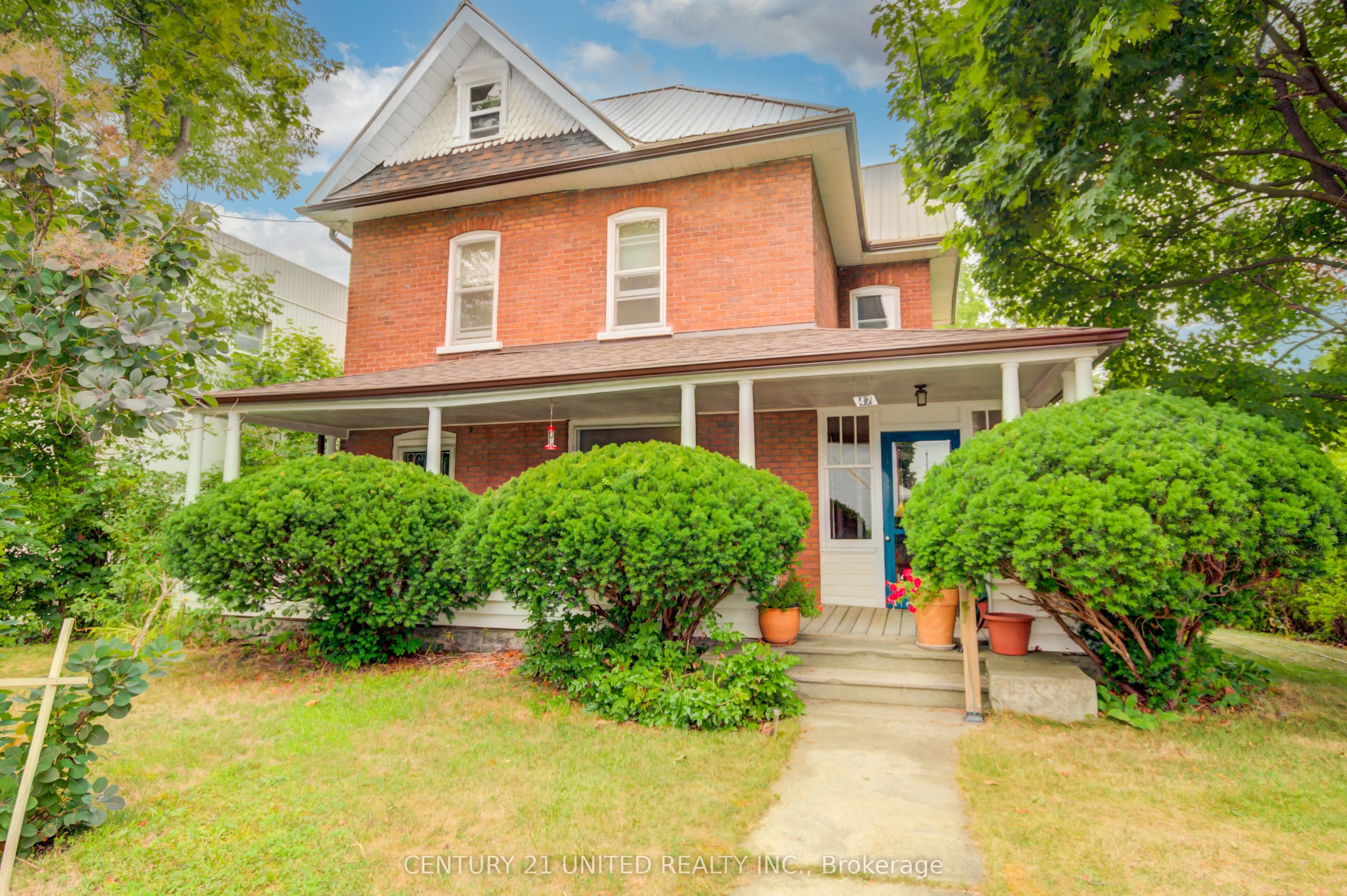 47 Pellissier Street S