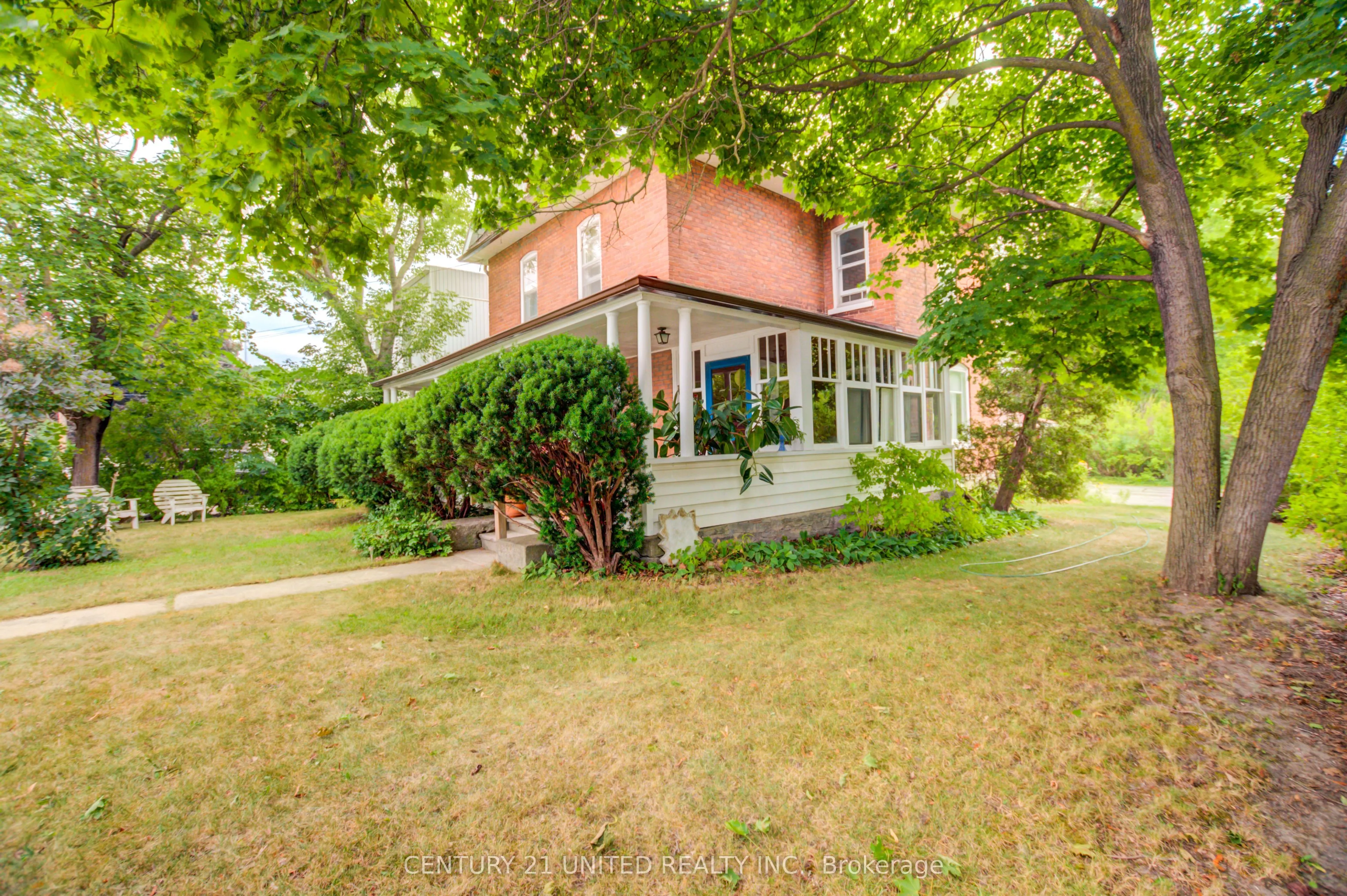 47 Pellissier Street S