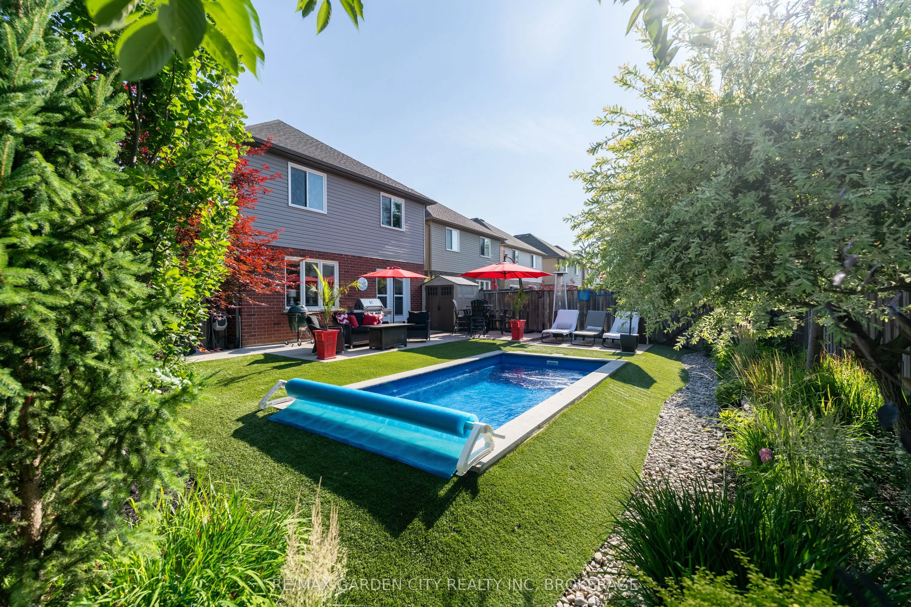 6456 Armelina Crescent