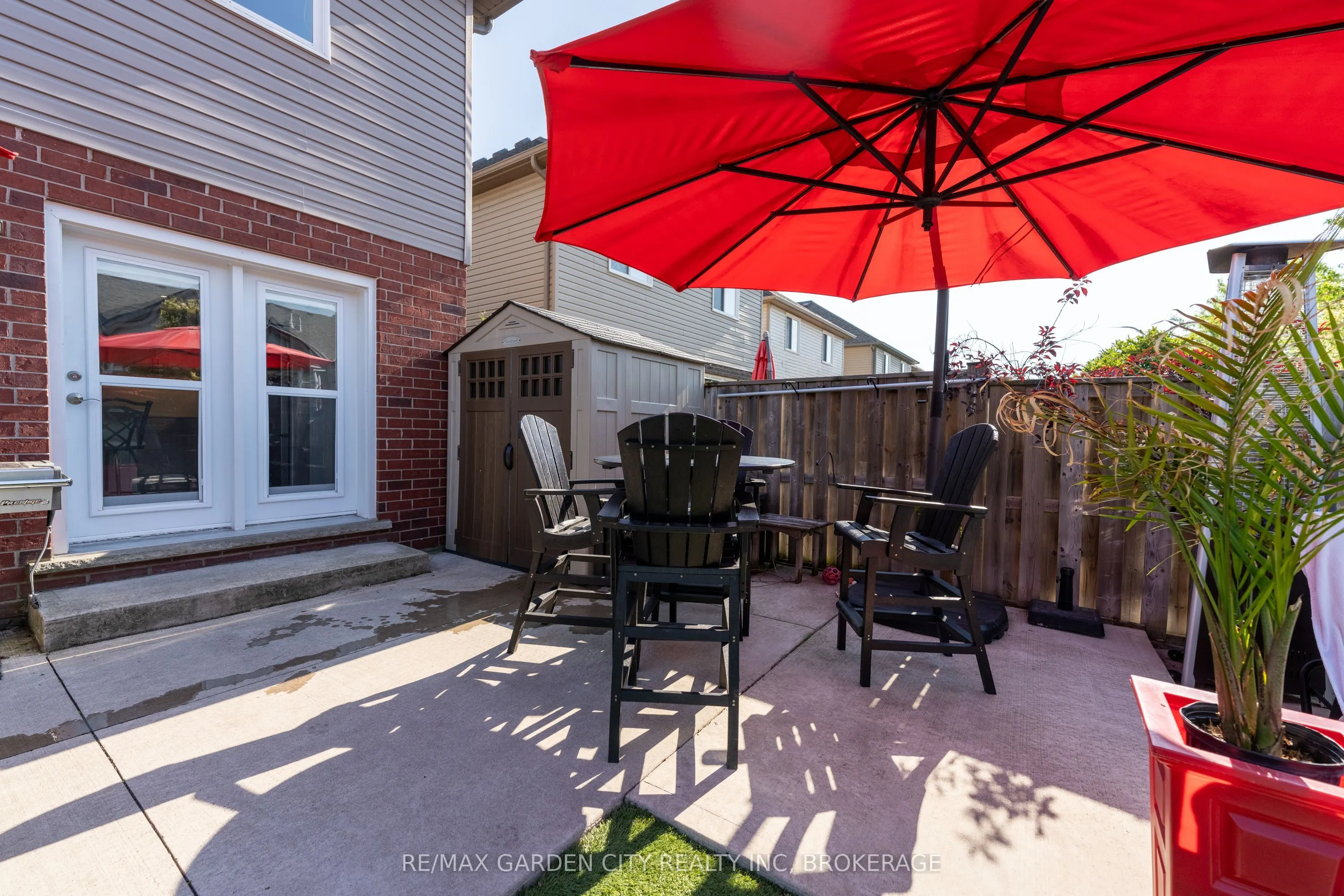 6456 Armelina Crescent