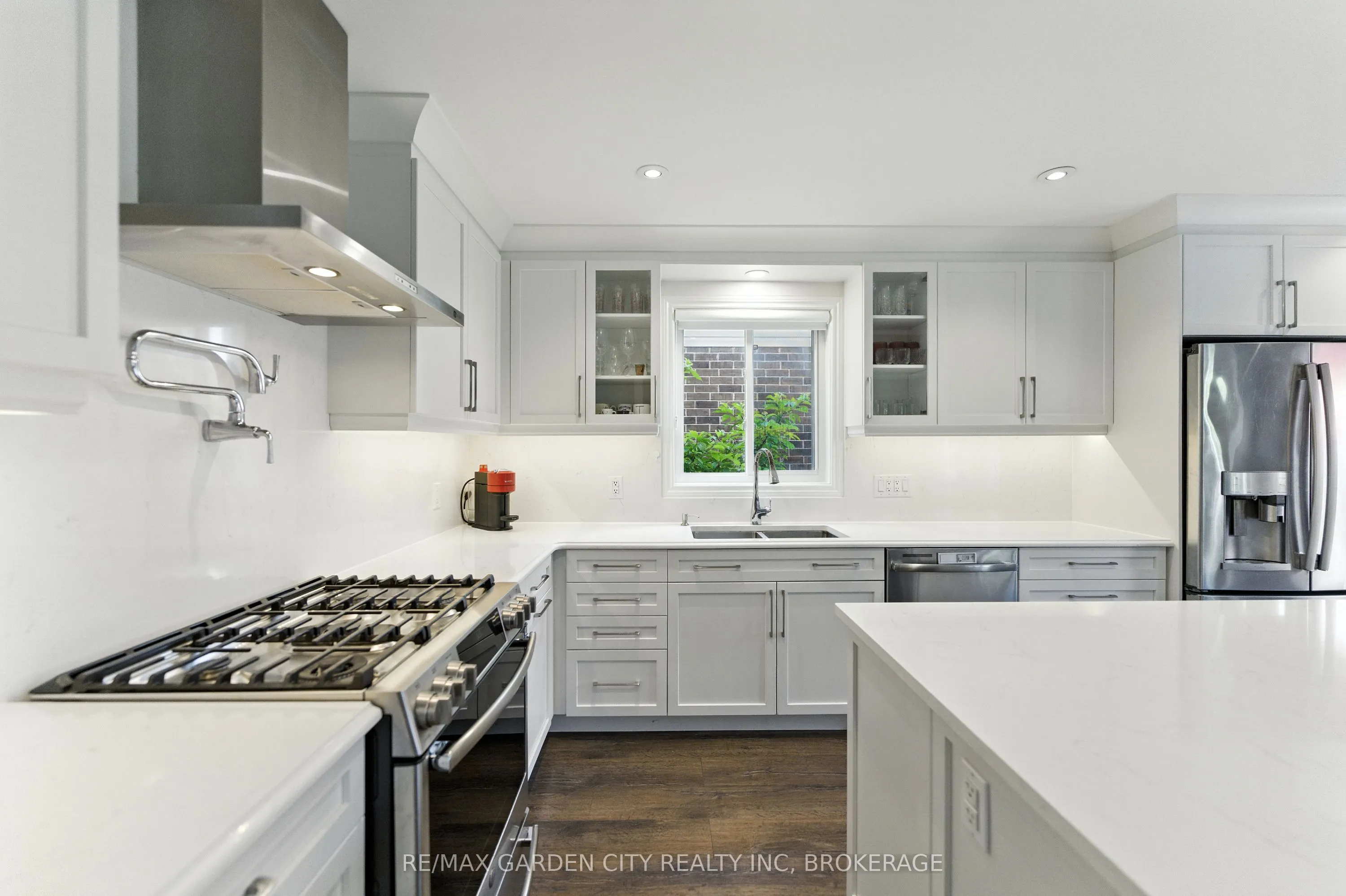 6456 Armelina Crescent