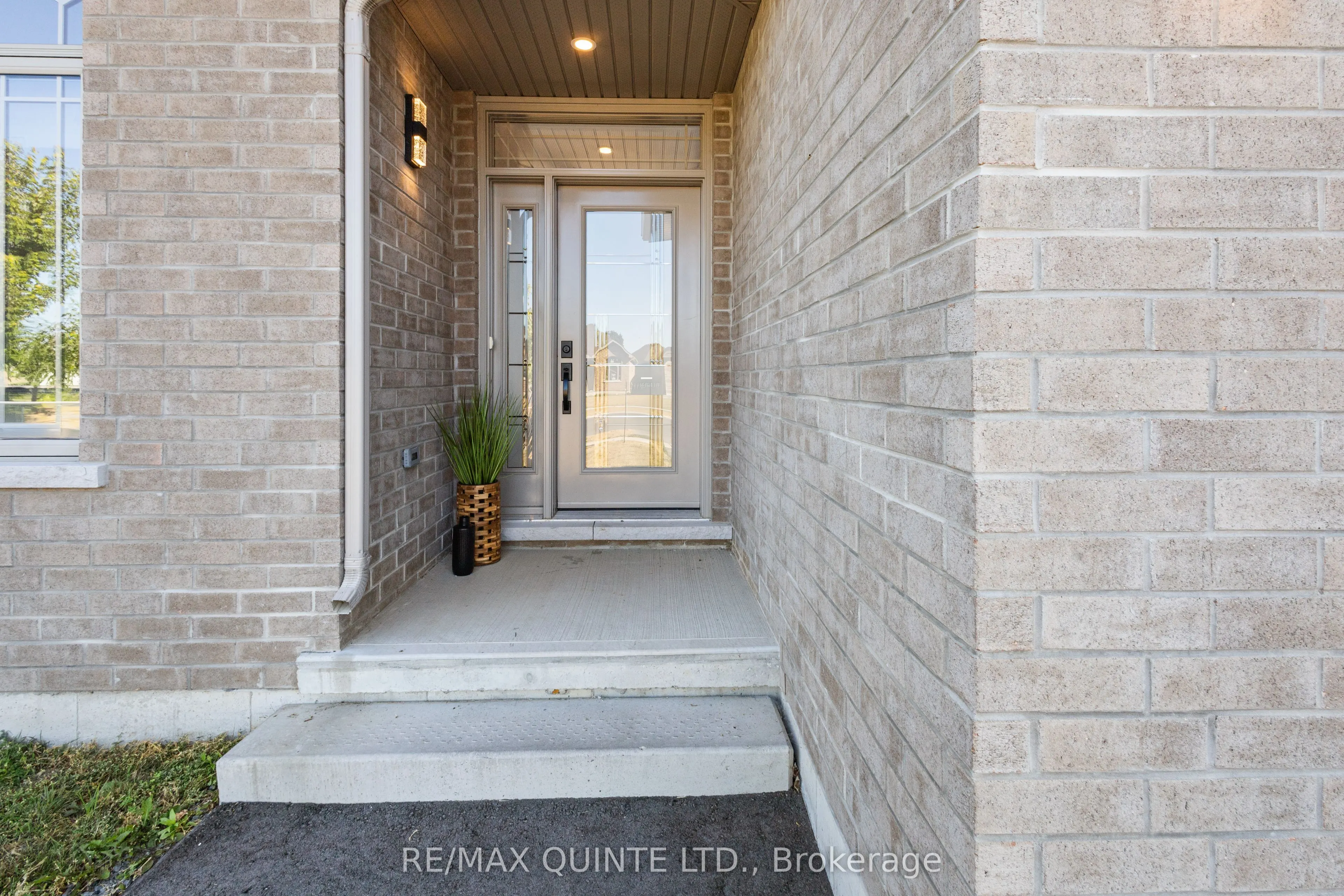 186 Cherrywood Parkway