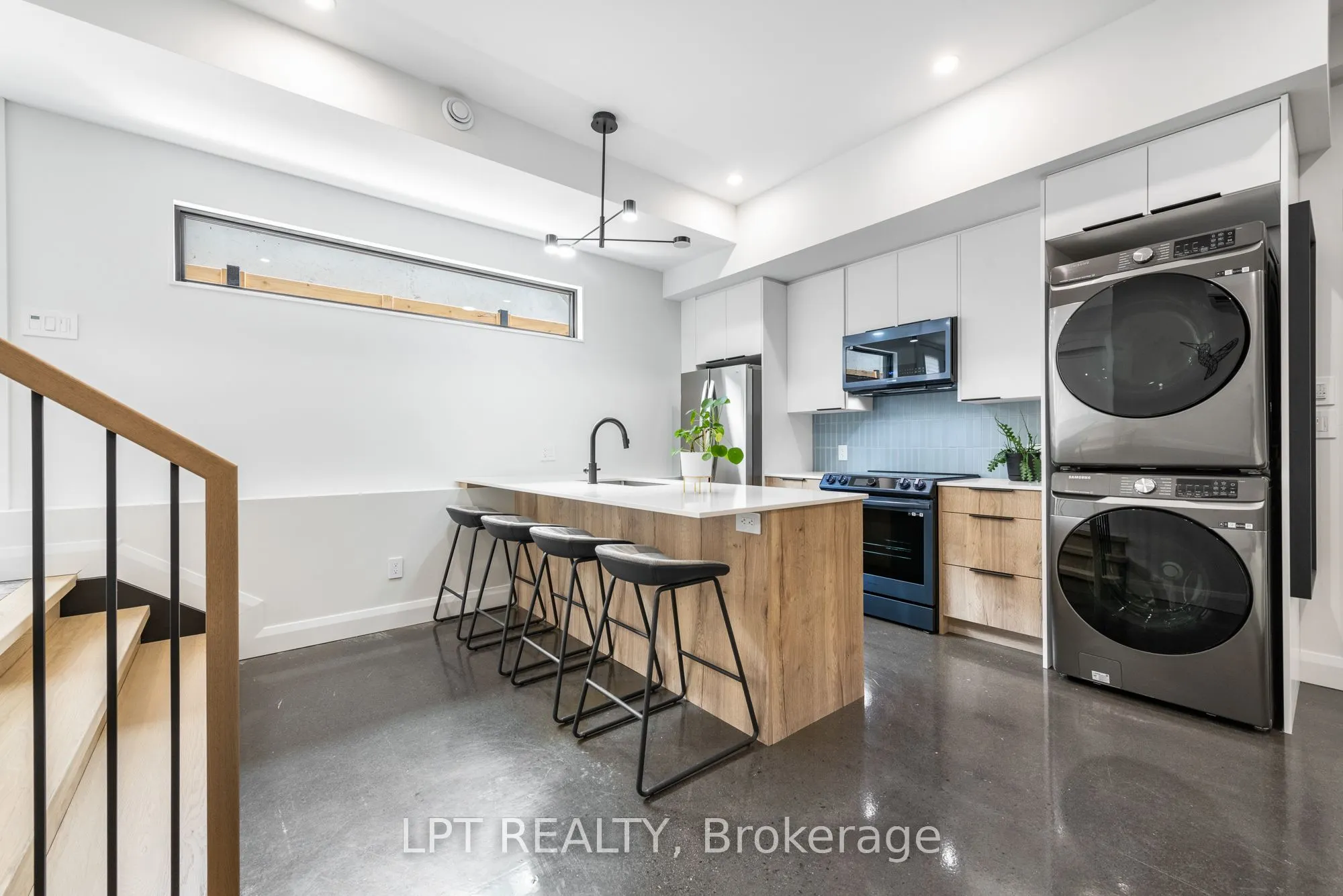 322 Perrier Avenue