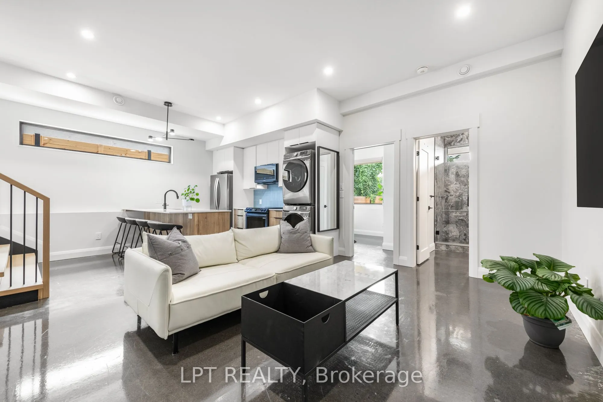 322 Perrier Avenue