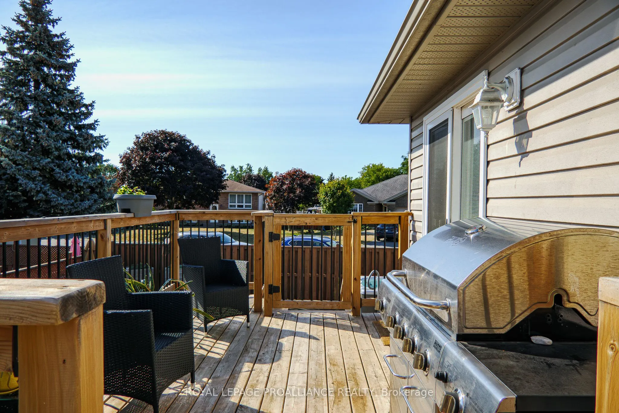 11 Jason Crescent