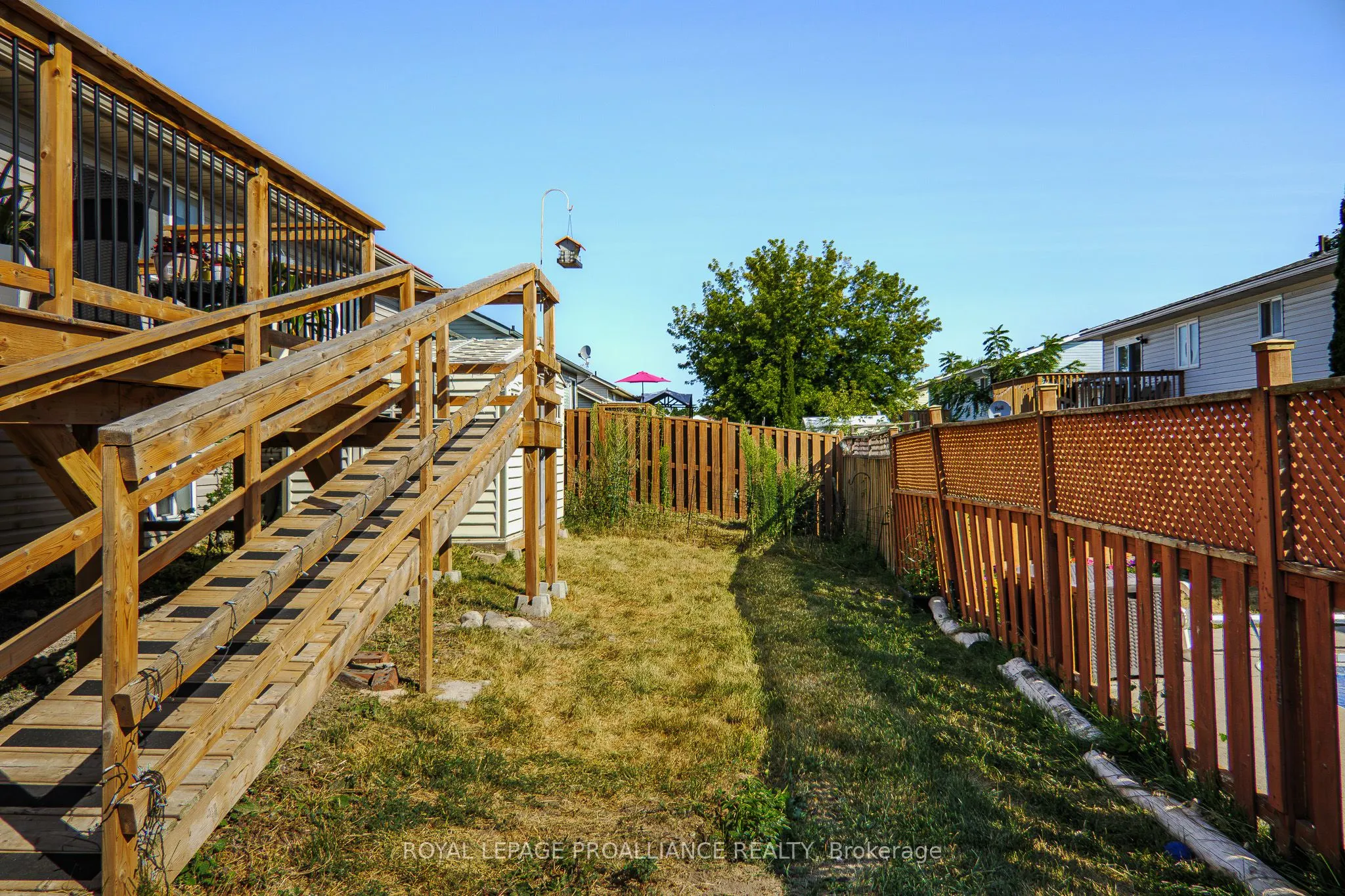 11 Jason Crescent