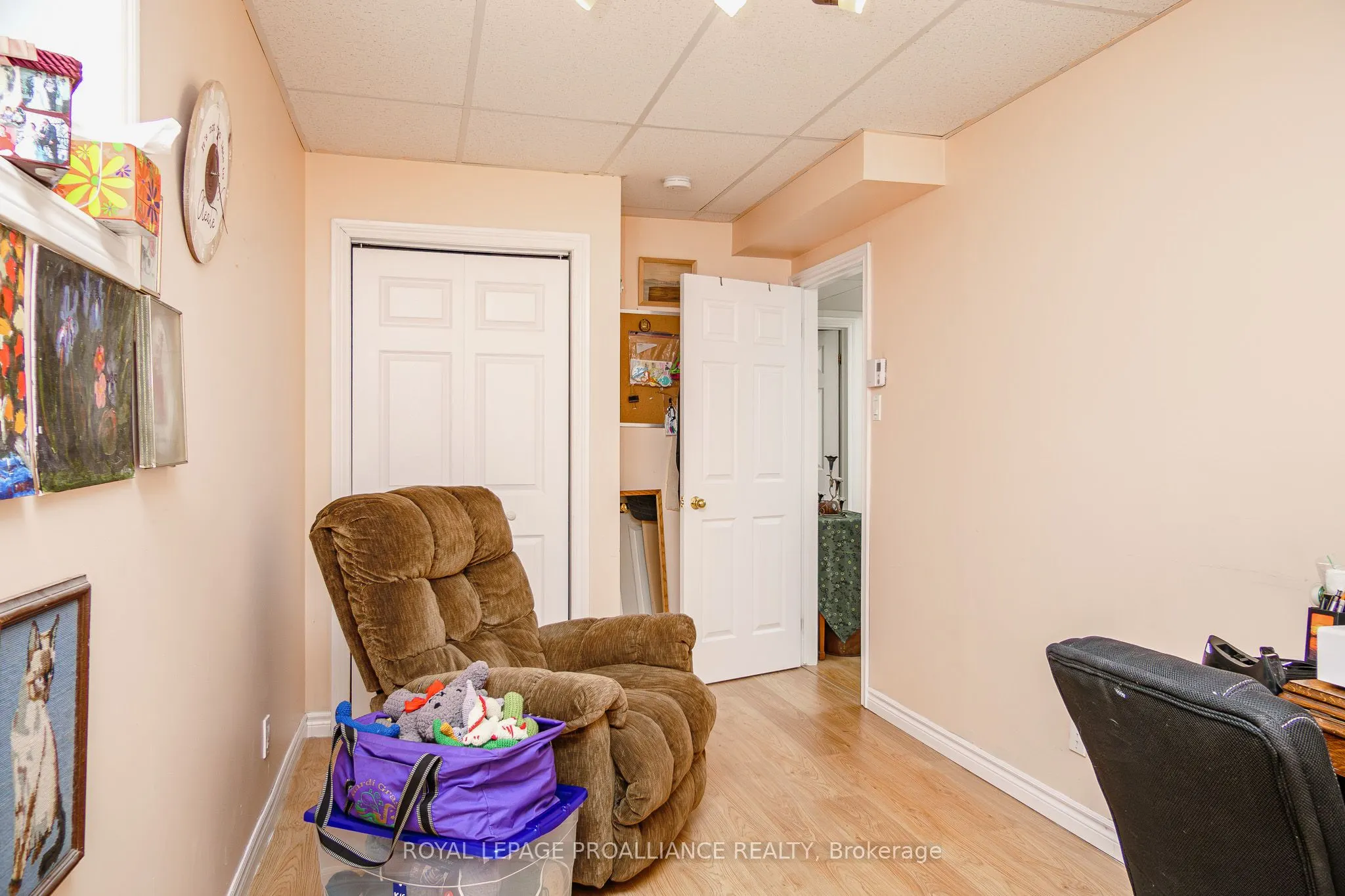 11 Jason Crescent