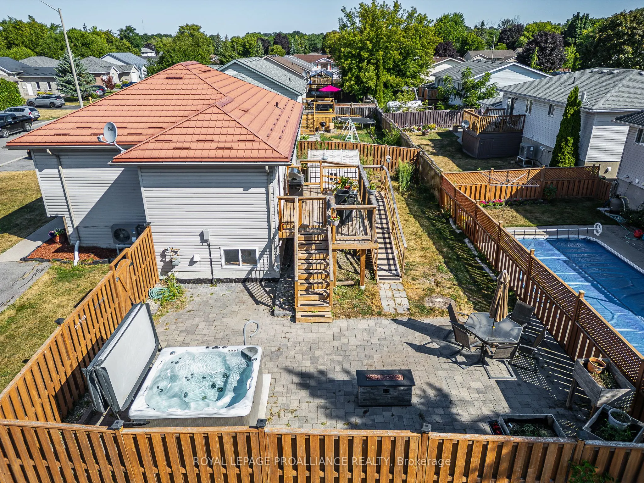 11 Jason Crescent