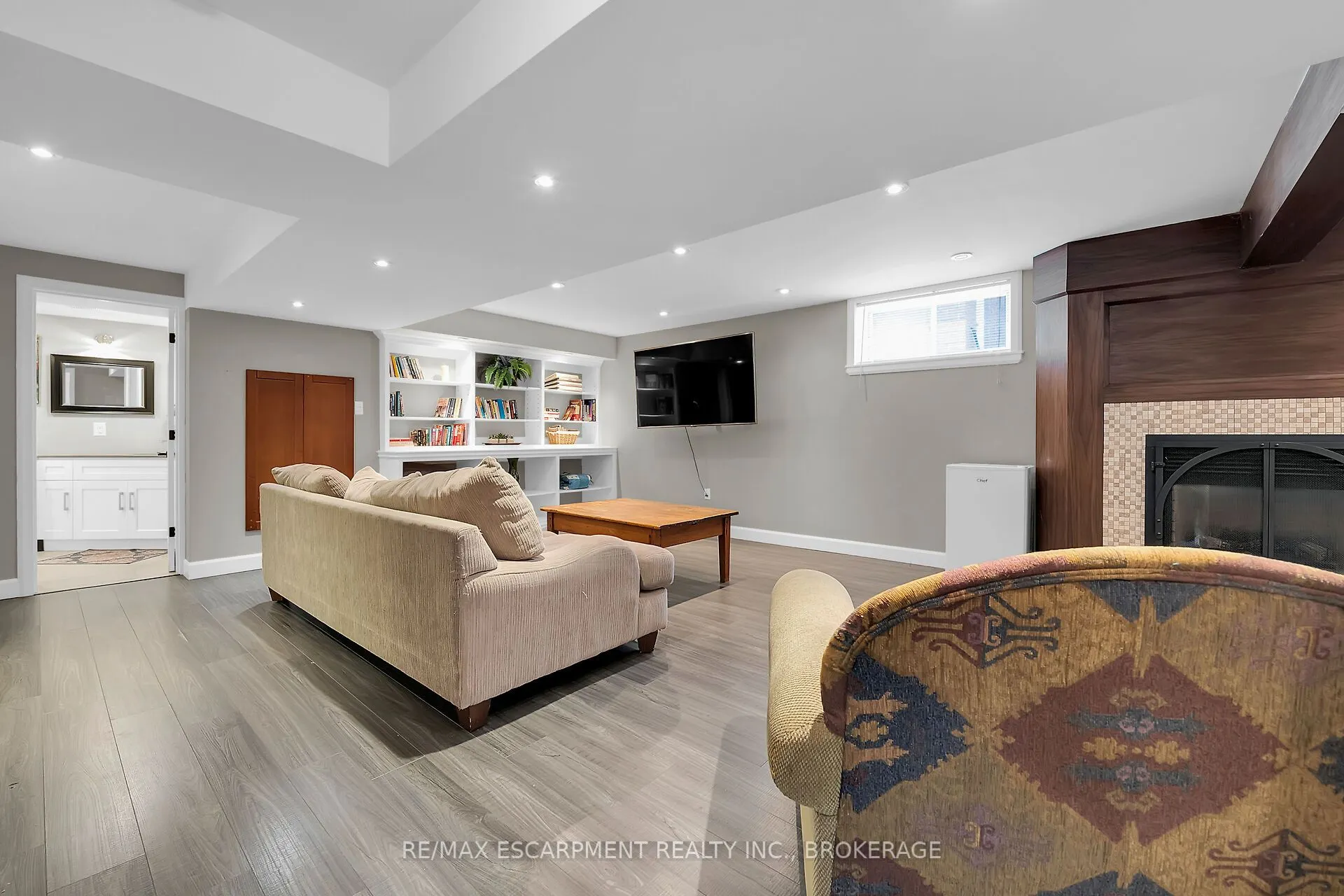 119 Dorchester Drive