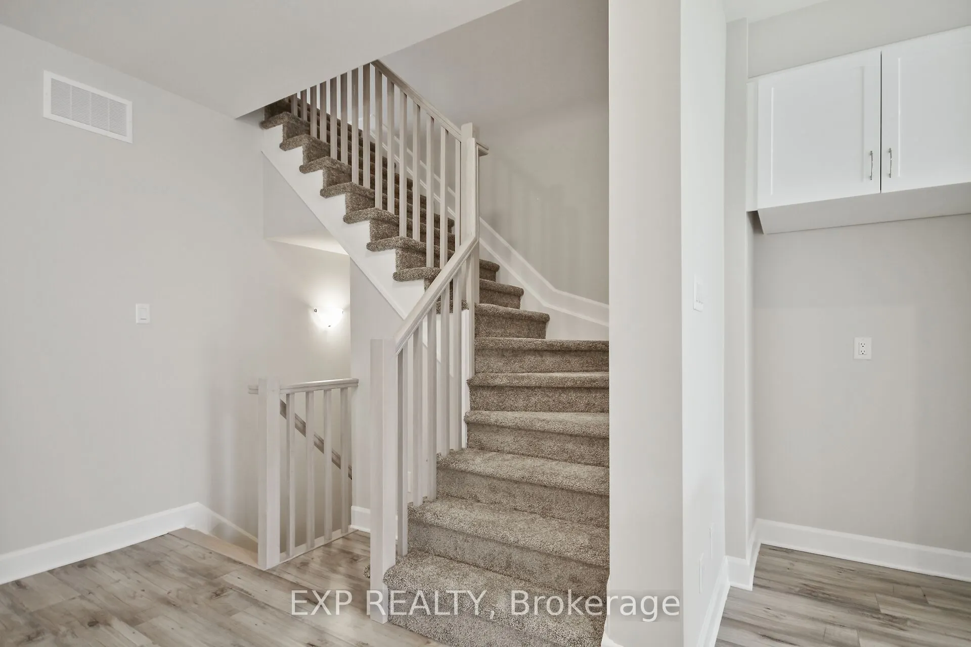21 CUMMINGS Avenue