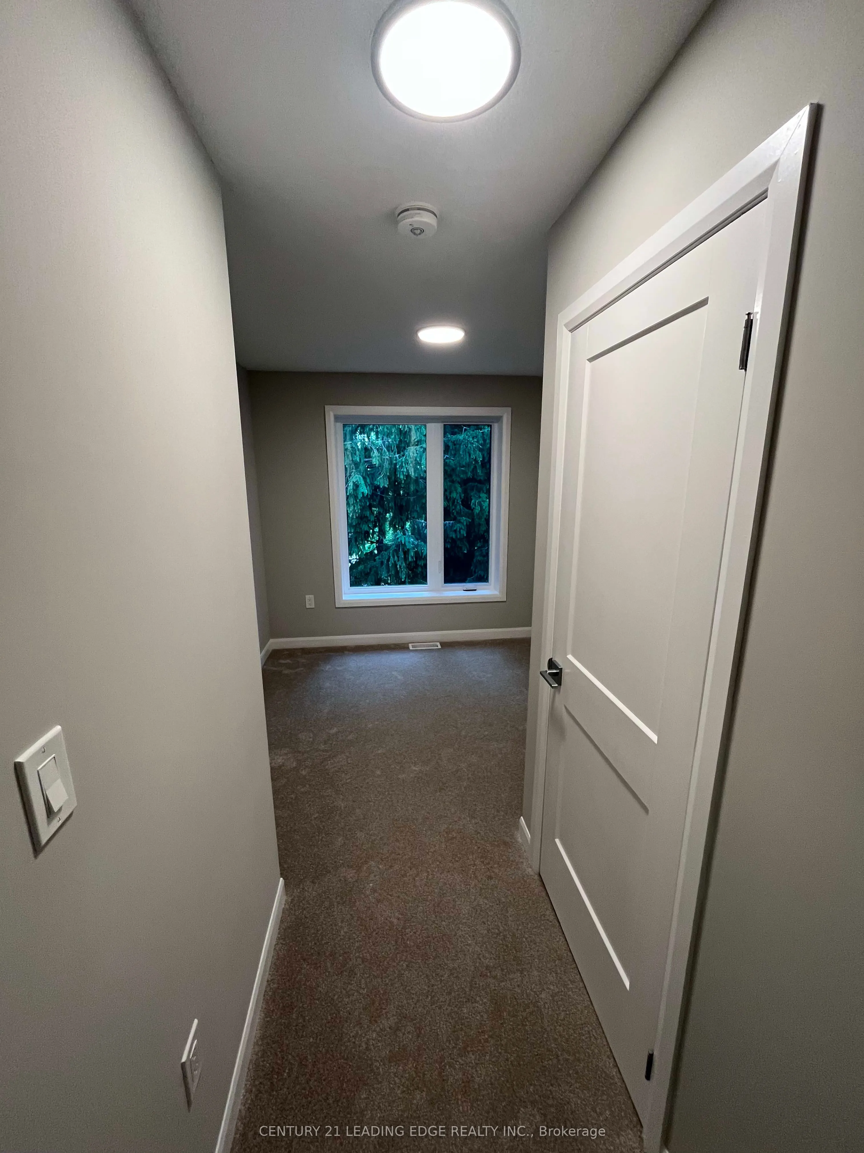 708 Woolwich Street, #305