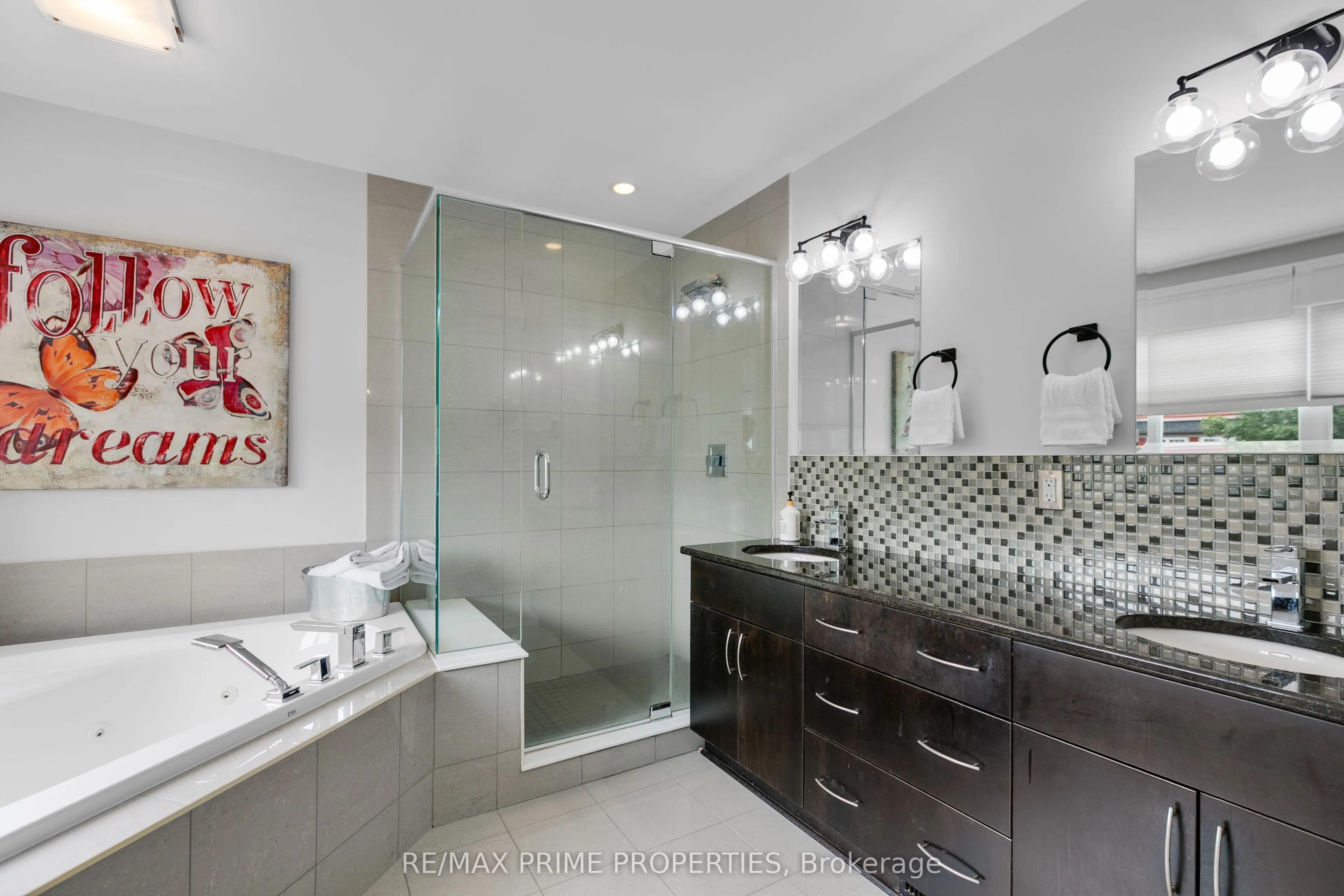 526 Golden Sedge Way