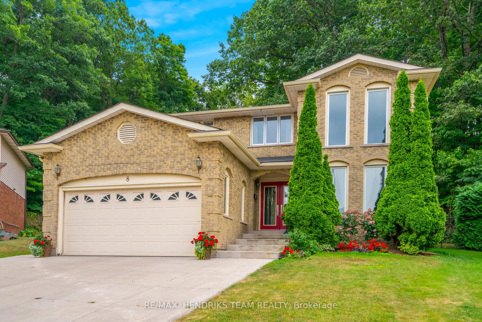 8 Sunhaven Court