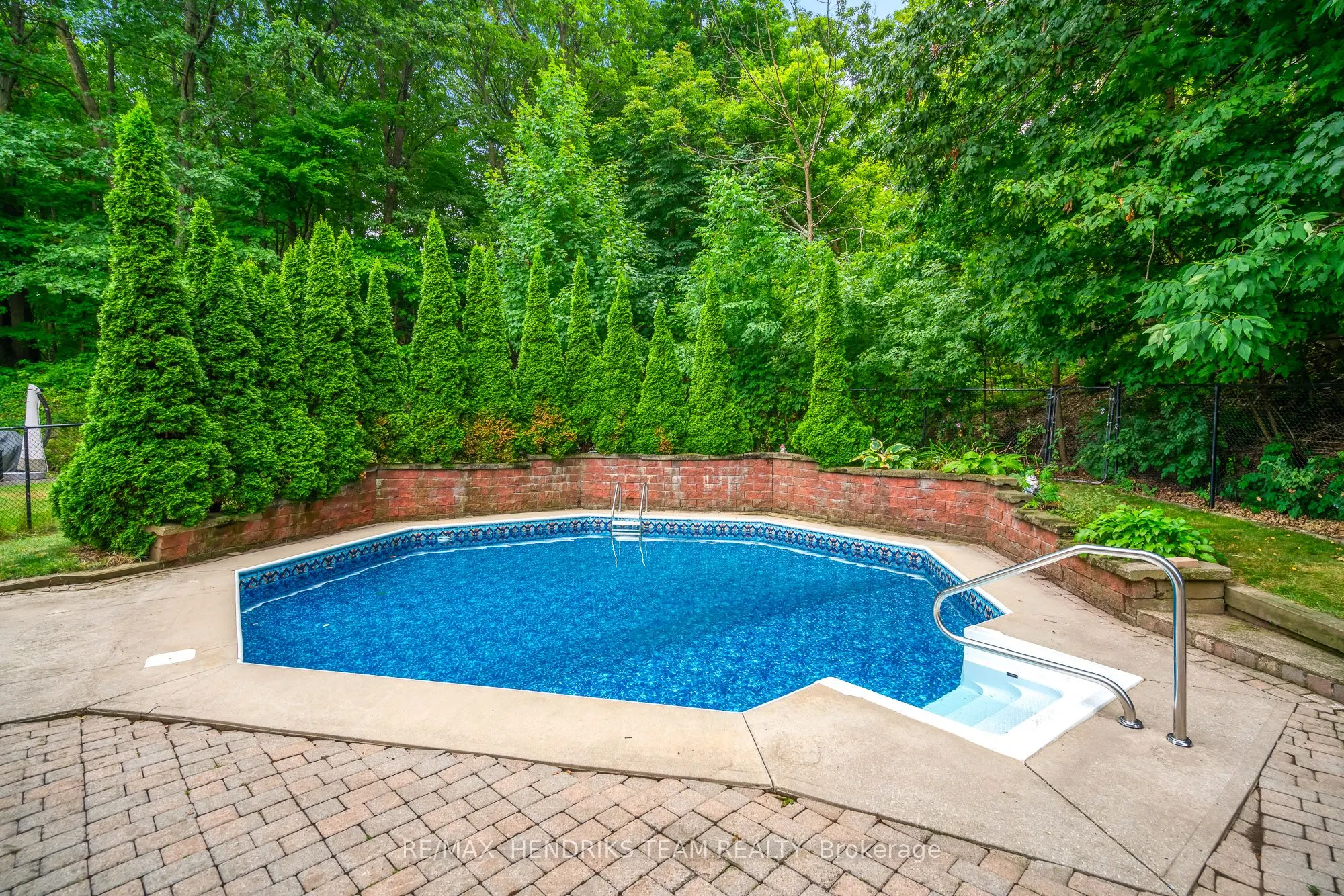 8 Sunhaven Court