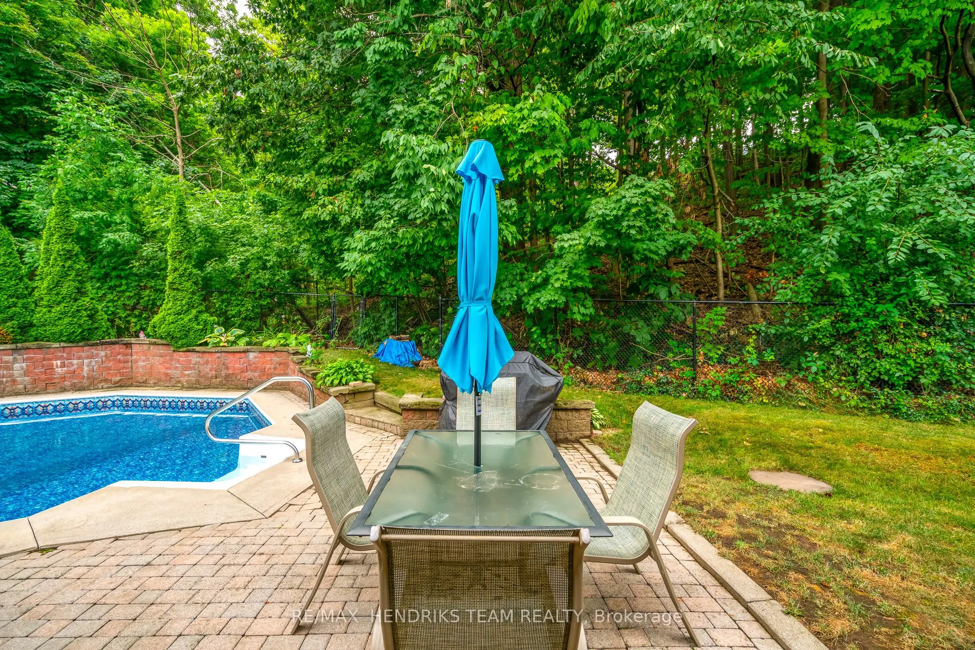 8 Sunhaven Court