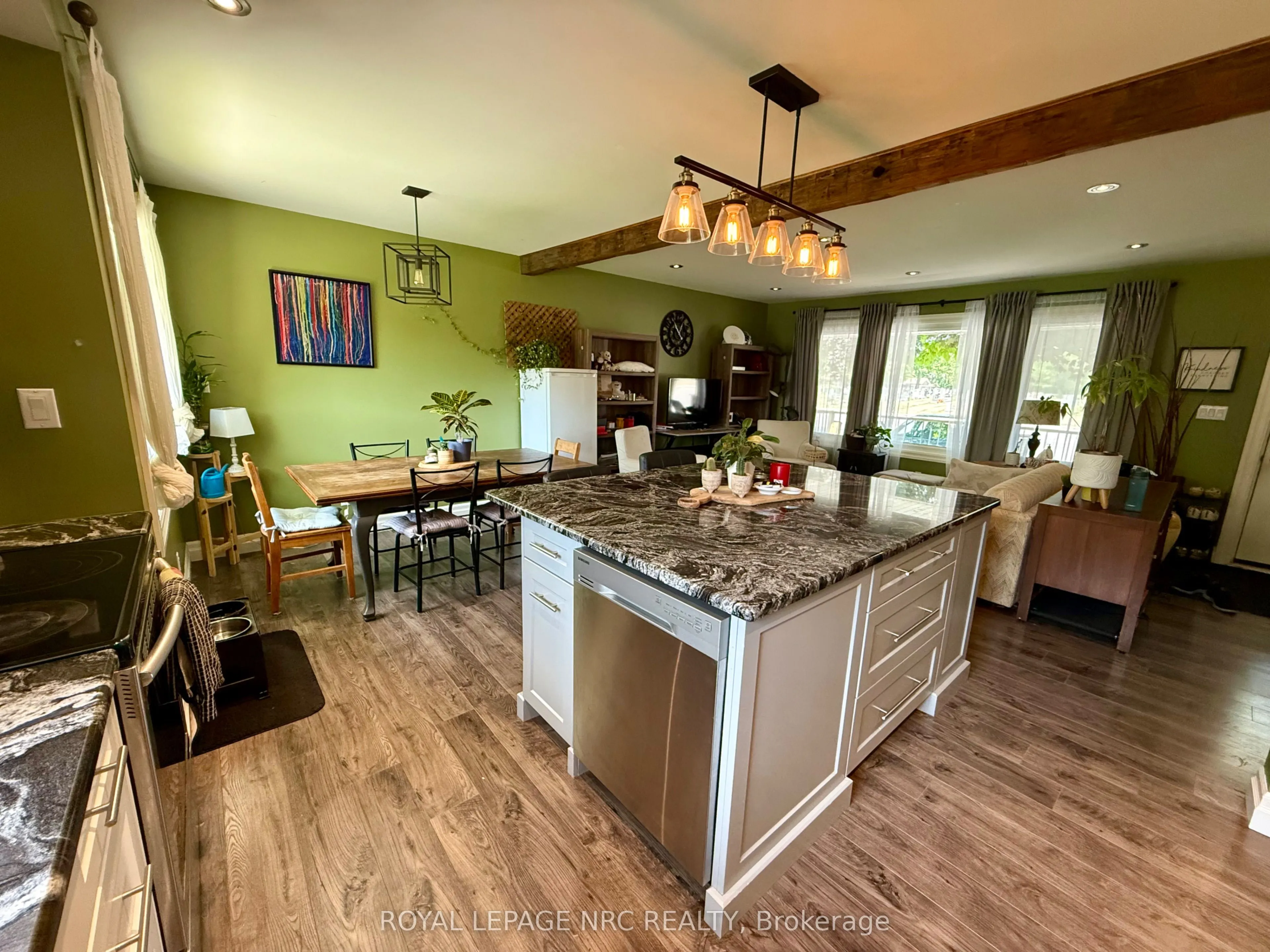 77 Woodlawn Road, #1