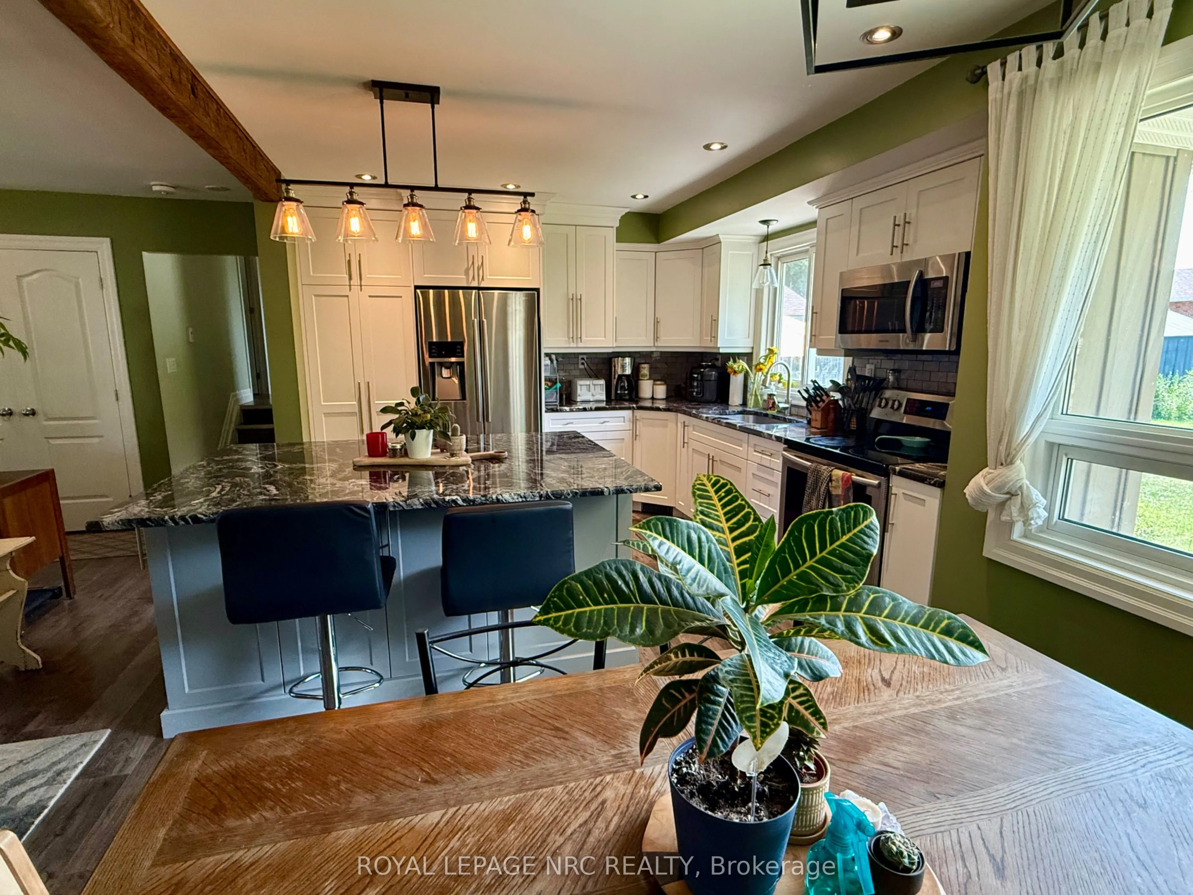 77 Woodlawn Road, #1
